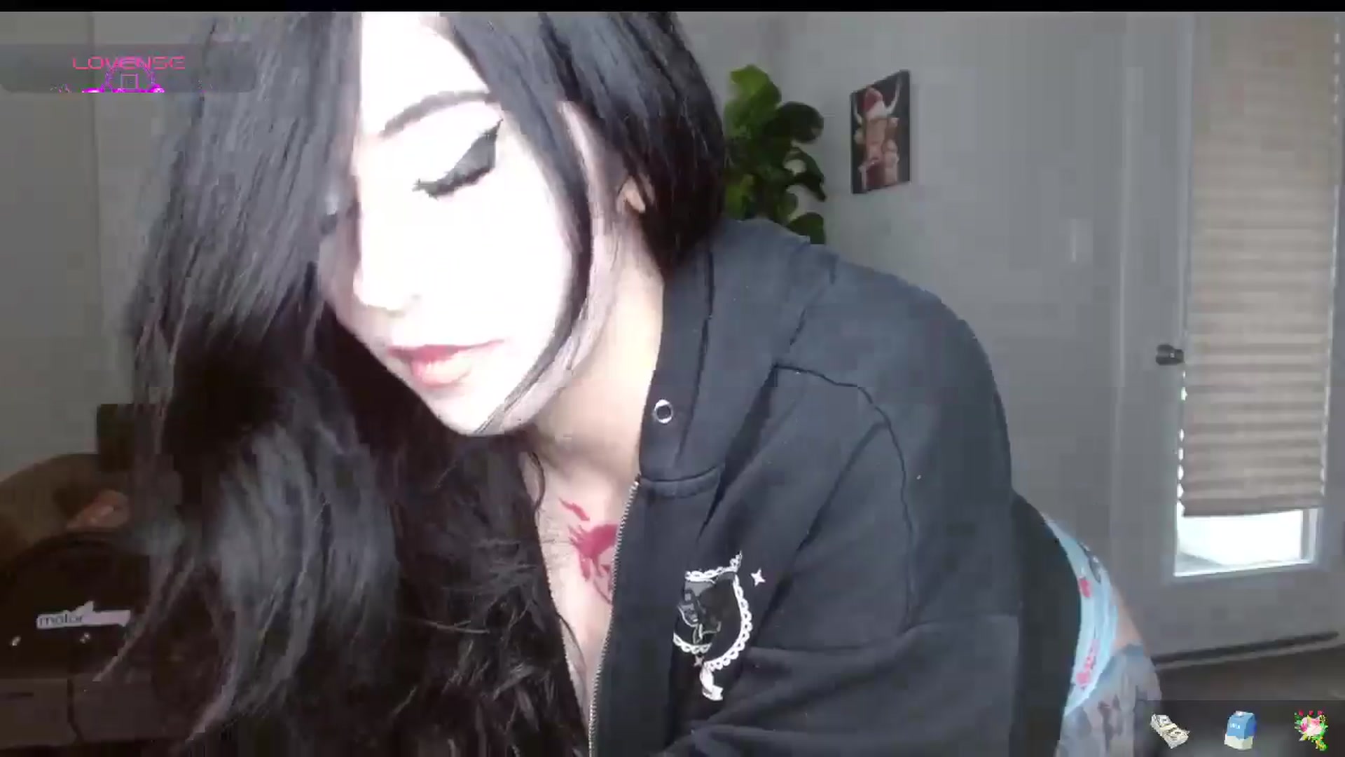 Gallery image thumbnail from Maikuchi's myfreecams stream on, 01/09/2025, 19:35 image 6 of 20