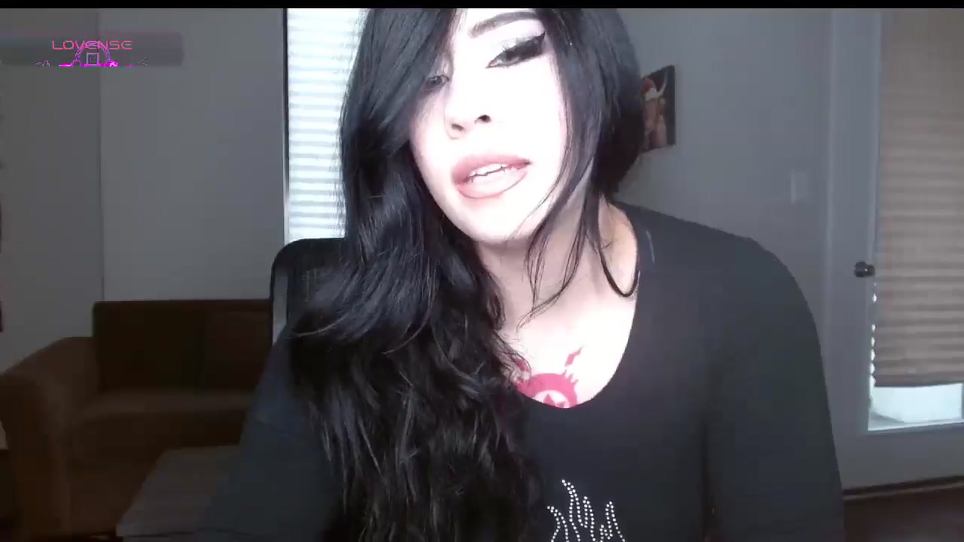 Gallery image thumbnail from Maikuchi's myfreecams stream on, 01/10/2025, 19:19 image 12 of 20
