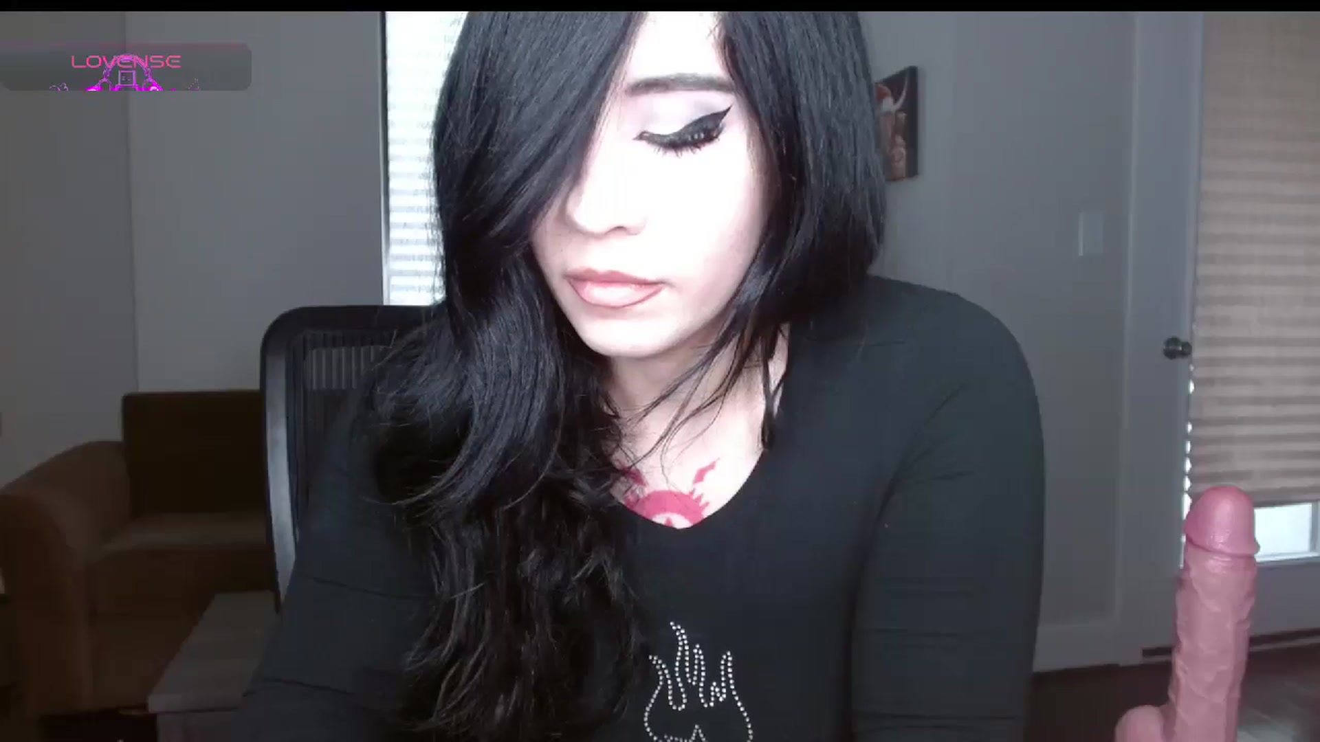 Gallery image thumbnail from Maikuchi's myfreecams stream on, 01/10/2025, 19:19 image 19 of 20