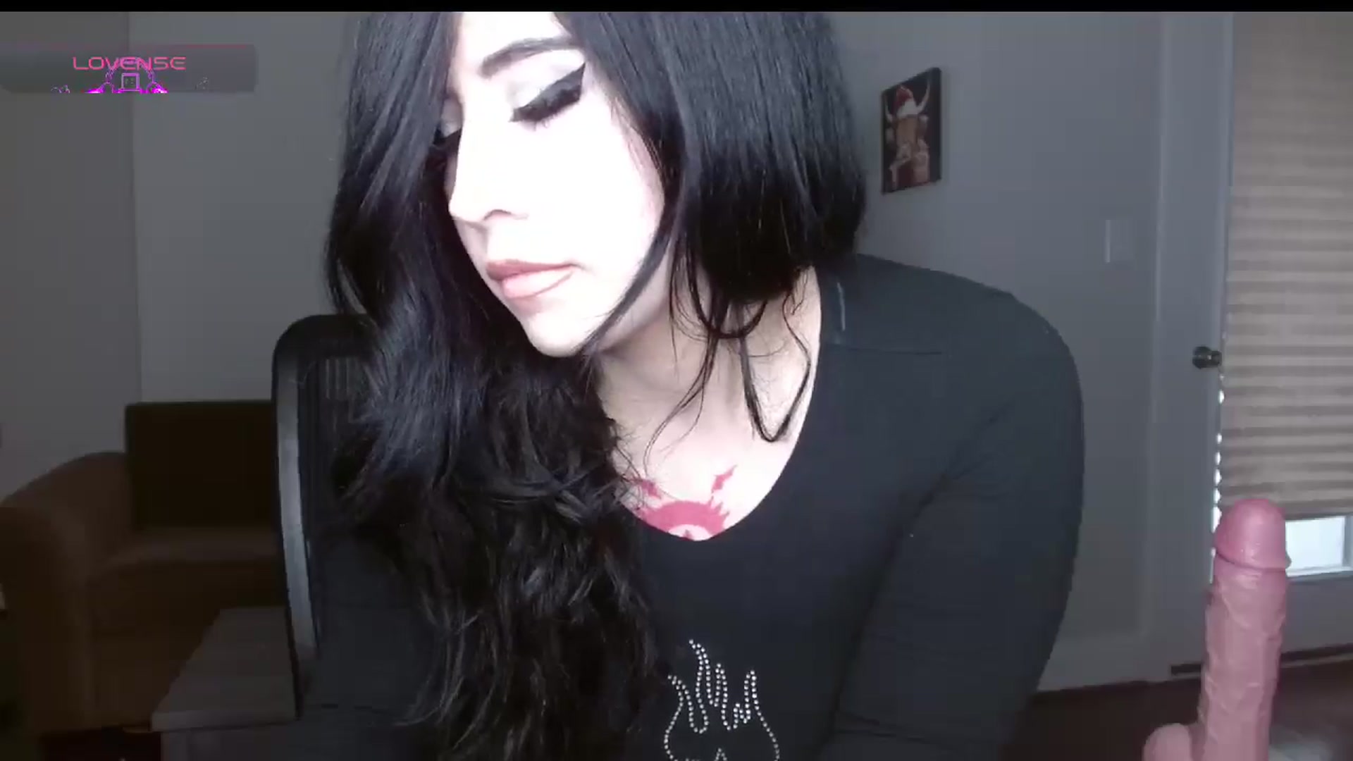 Gallery image thumbnail from Maikuchi's myfreecams stream on, 01/10/2025, 19:19 image 18 of 20