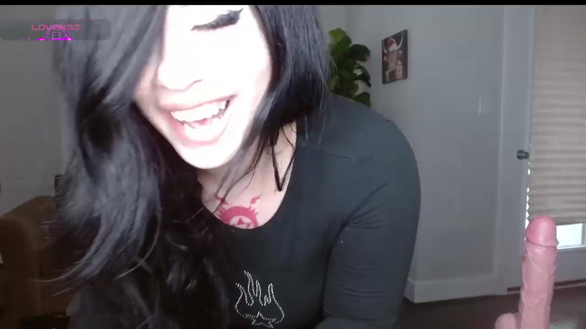 Gallery image thumbnail from Maikuchi's myfreecams stream on, 01/10/2025, 19:19 image 16 of 20