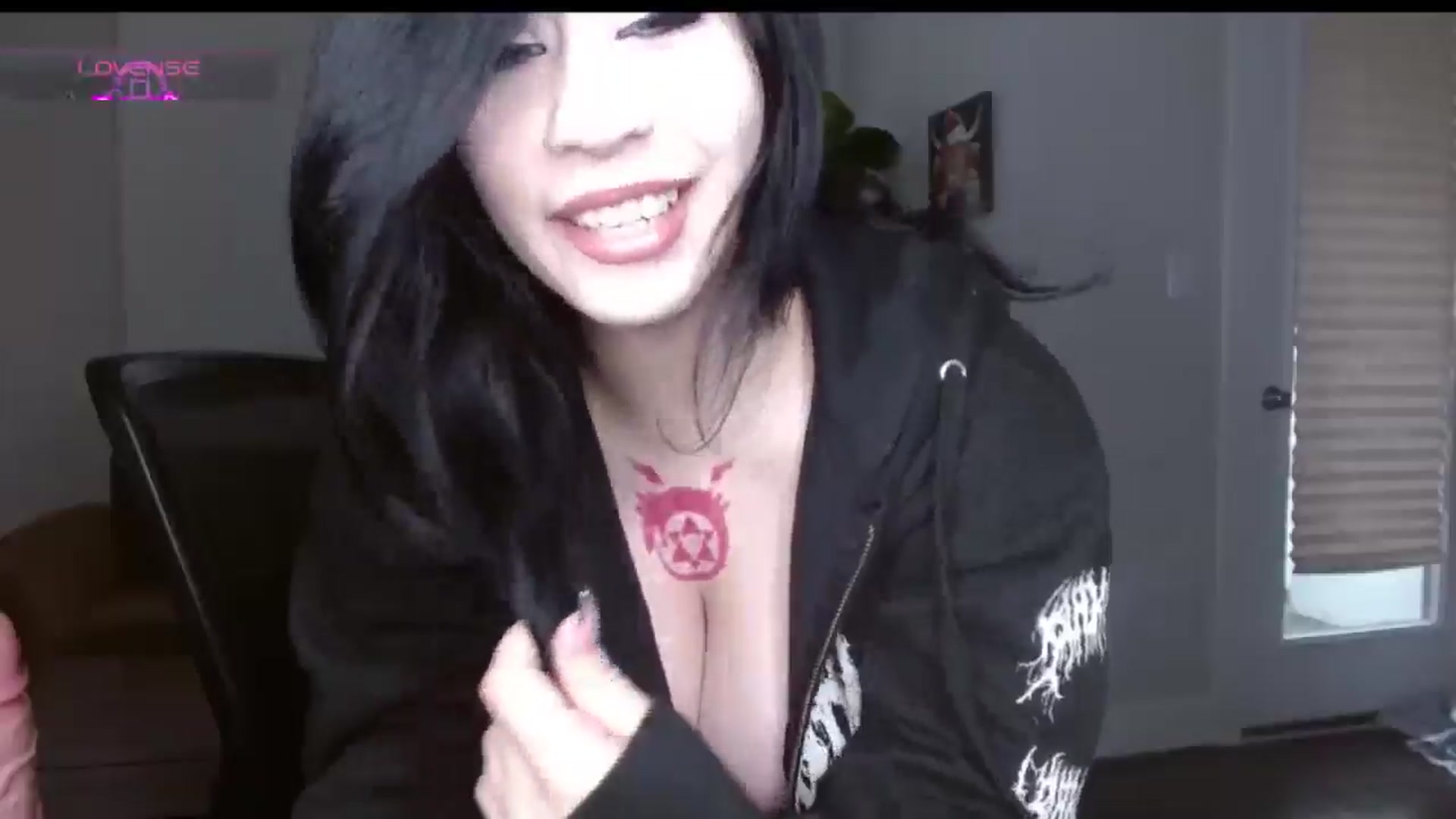 Gallery image thumbnail from Maikuchi's myfreecams stream on, 01/12/2025, 16:47 image 12 of 20