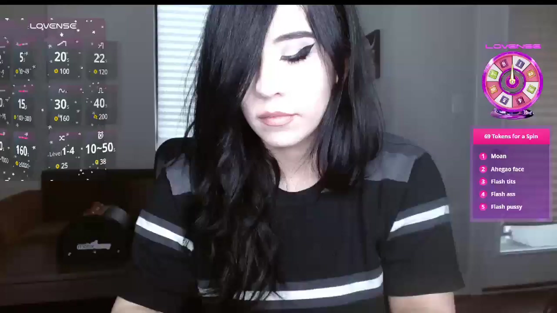 Gallery image thumbnail from Maikuchi's myfreecams stream on, 01/14/2025, 21:58 image 12 of 20