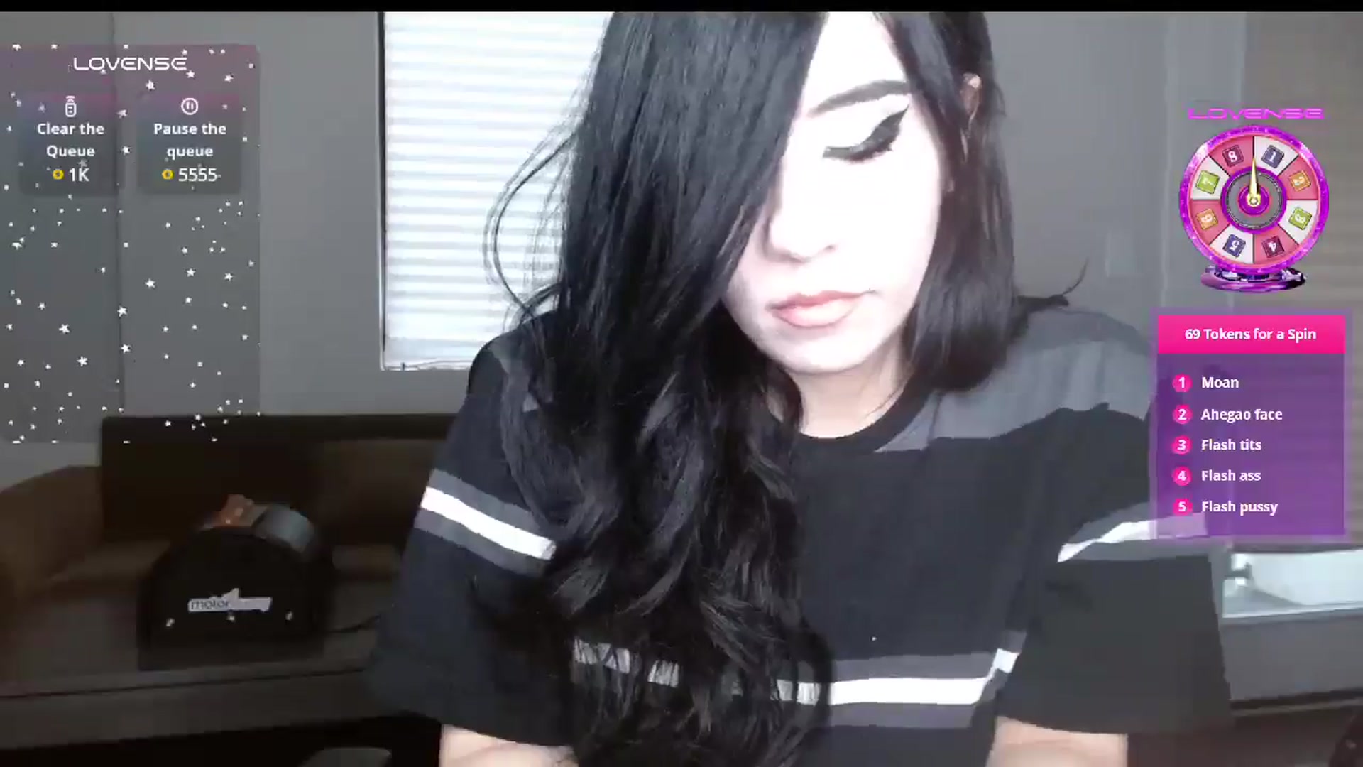Gallery image thumbnail from Maikuchi's myfreecams stream on, 01/14/2025, 21:58 image 17 of 20