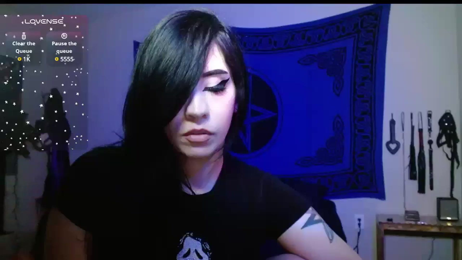 Gallery image thumbnail from Maikuchi's myfreecams stream on, 04/01/2025, 19:31 image 15 of 20