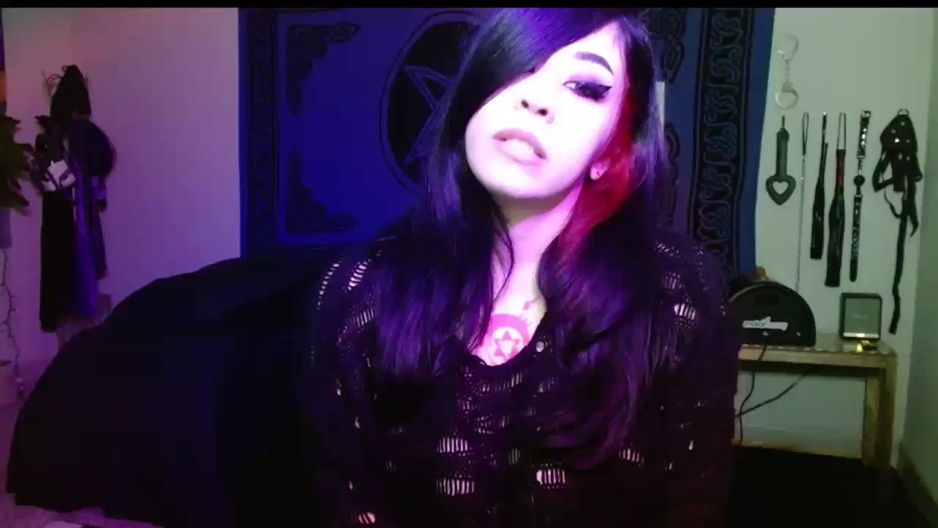 Gallery image thumbnail from Maikuchi's myfreecams stream on, 04/09/2025, 20:04 image 20 of 20