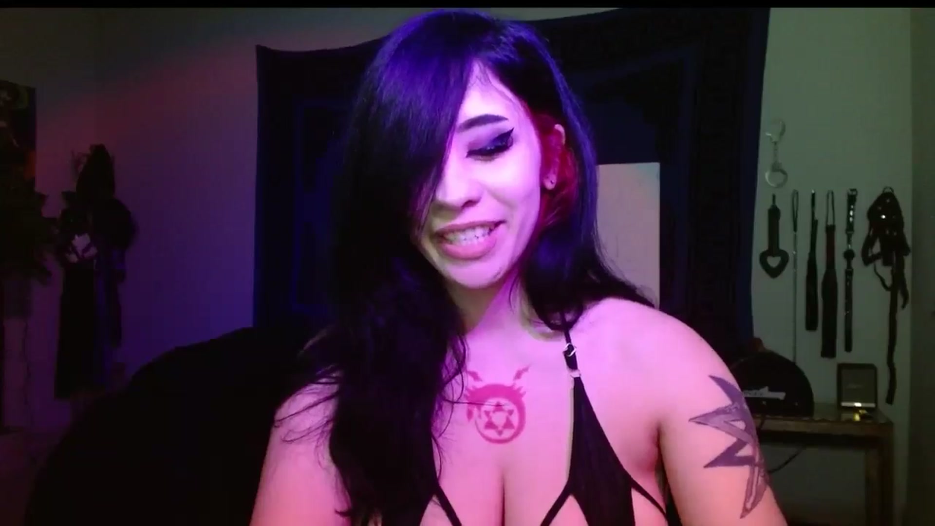 Gallery image thumbnail from Maikuchi's myfreecams stream on, 04/09/2025, 20:04 image 11 of 20