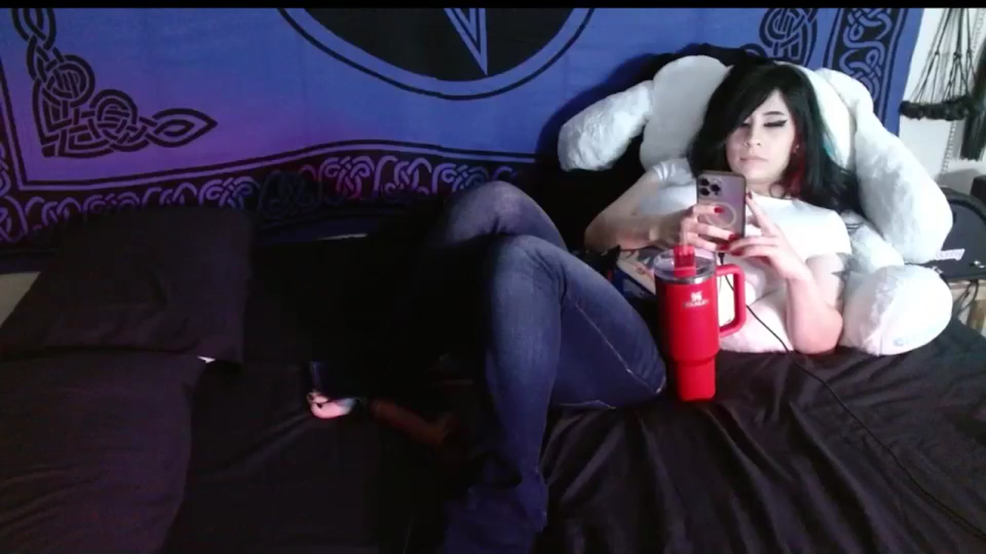 Gallery image thumbnail from Maikuchi's myfreecams stream on, 04/27/2025, 20:50 image 6 of 20