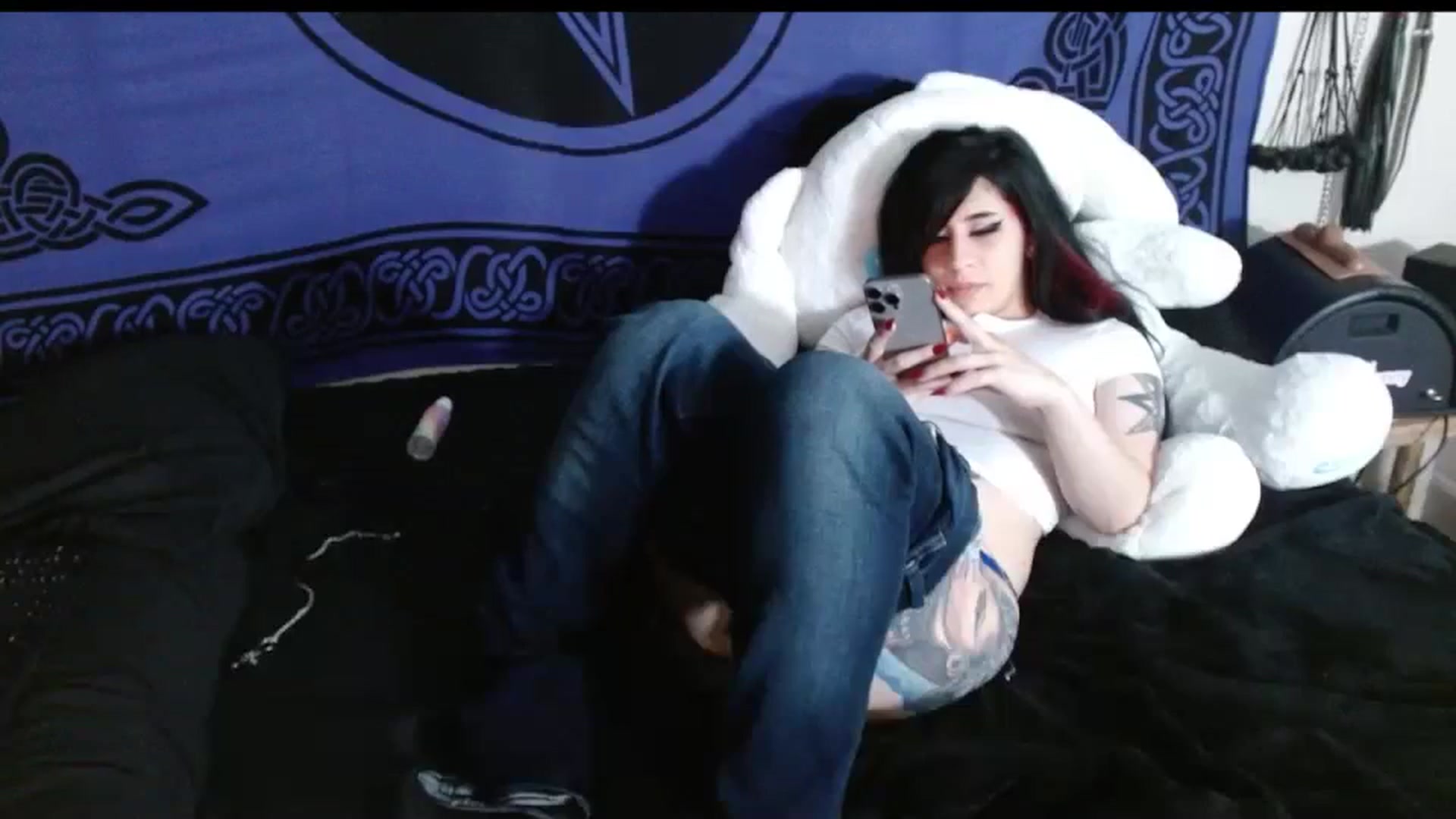 Gallery image thumbnail from Maikuchi's myfreecams stream on, 05/01/2025, 14:42 image 15 of 20