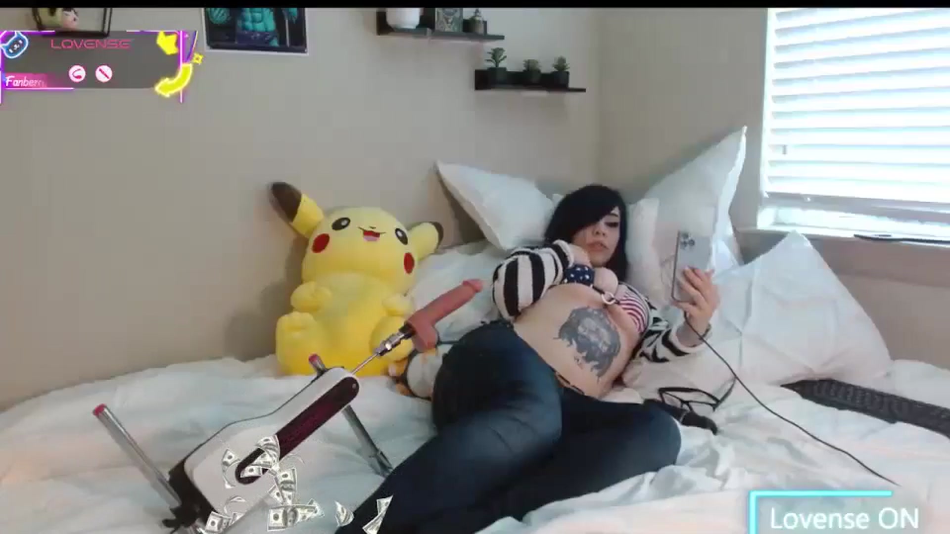 Gallery image thumbnail from Maikuchi's myfreecams stream on, 05/25/2025, 17:35 image 6 of 20