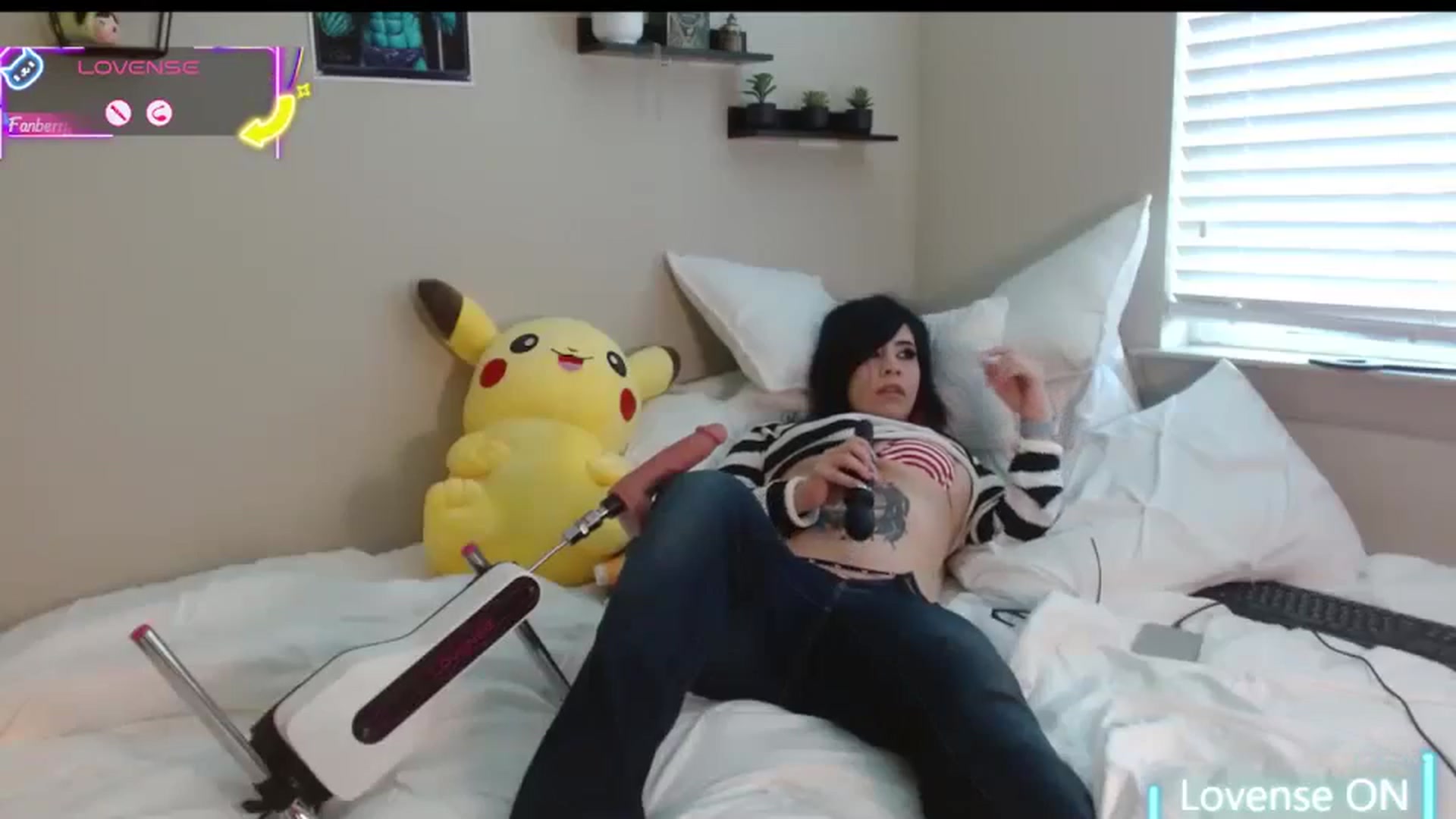 Gallery image thumbnail from Maikuchi's myfreecams stream on, 05/25/2025, 17:35 image 7 of 20