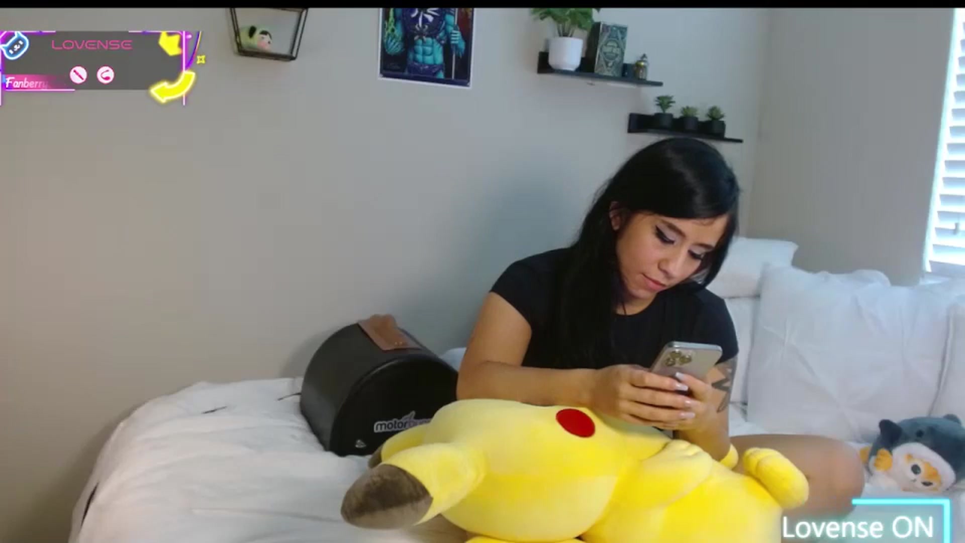 Gallery image thumbnail from Maikuchi's myfreecams stream on, 06/04/2025, 17:20 image 15 of 20