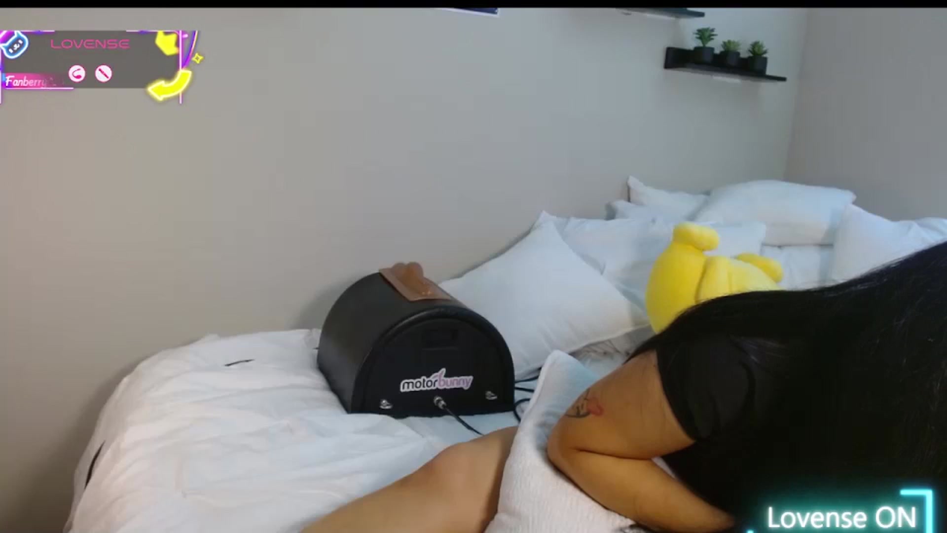 Gallery image thumbnail from Maikuchi's myfreecams stream on, 06/04/2025, 20:27 image 6 of 20