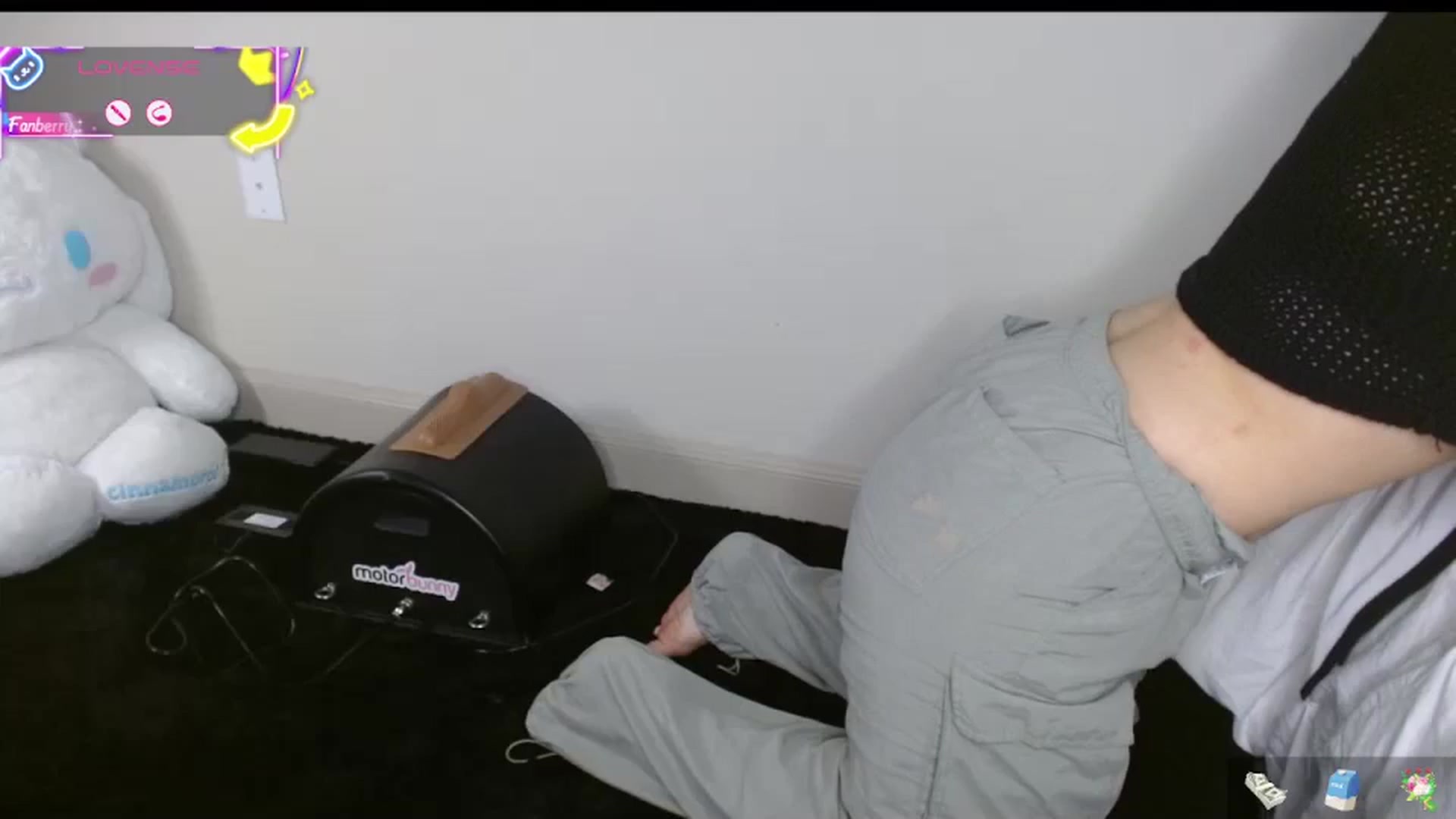 Gallery image thumbnail from Maikuchi's myfreecams stream on, 06/18/2025, 16:27 image 1 of 20