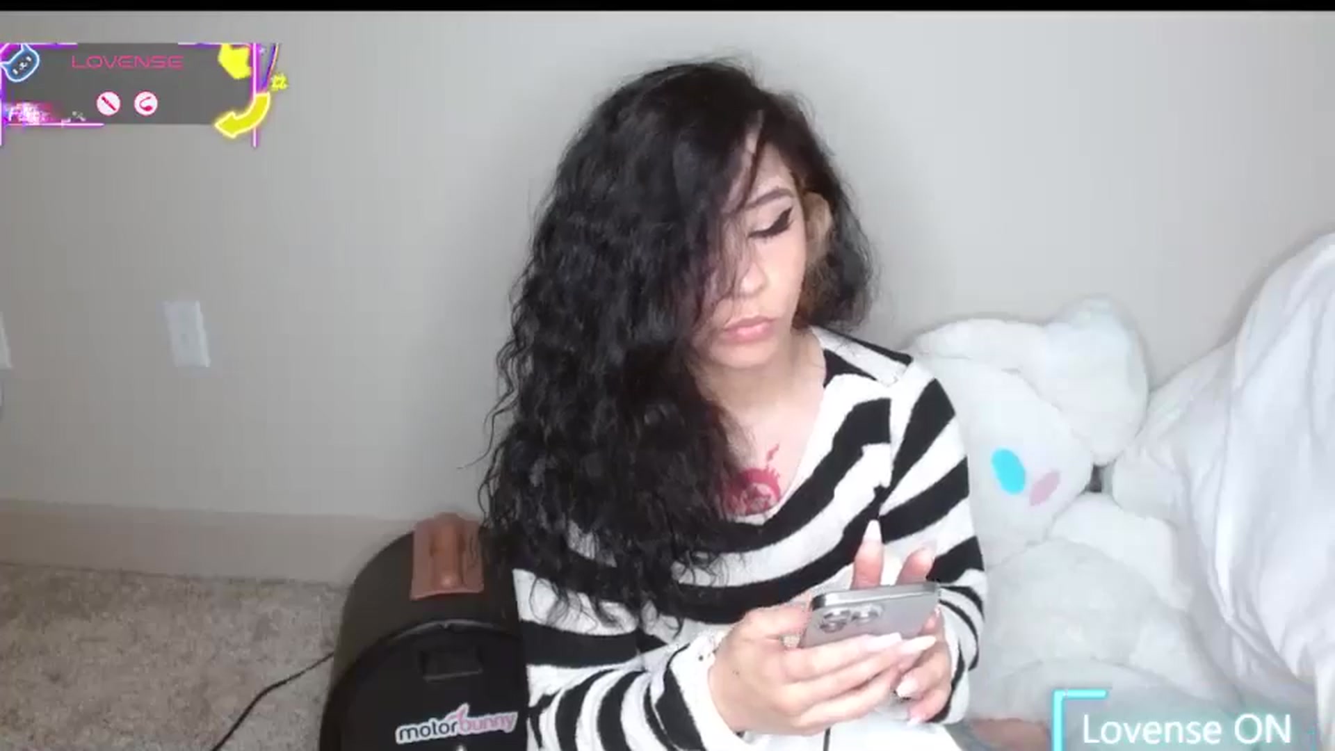 Gallery image thumbnail from Maikuchi's myfreecams stream on, 07/06/2025, 14:59 image 18 of 20