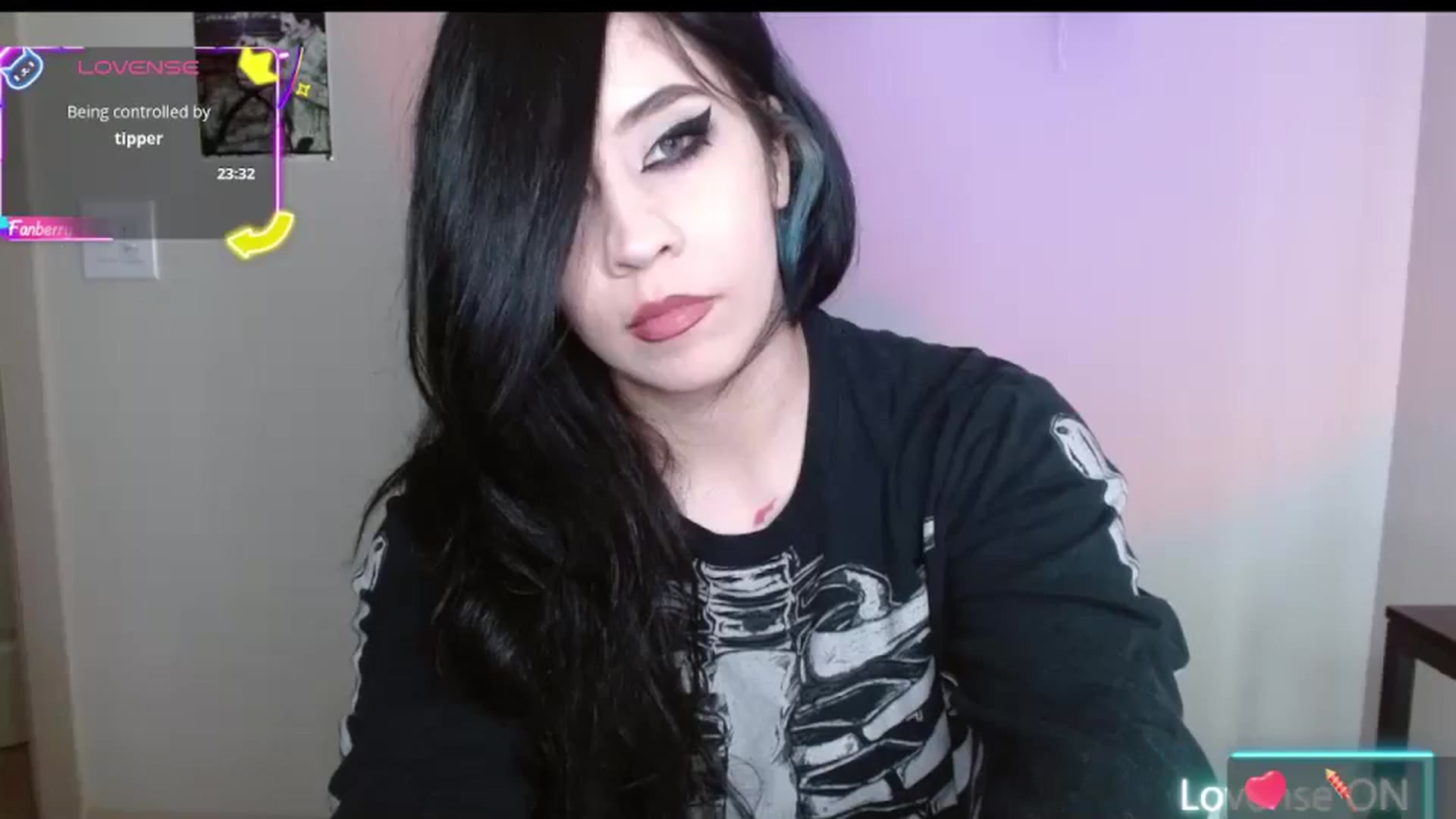 Gallery image thumbnail from Maikuchi's myfreecams stream on, 07/20/2025, 23:46 image 1 of 20
