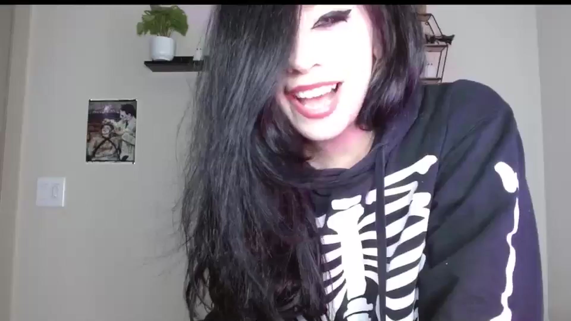 Gallery image thumbnail from Maikuchi's myfreecams stream on, 07/29/2025, 22:31 image 10 of 20