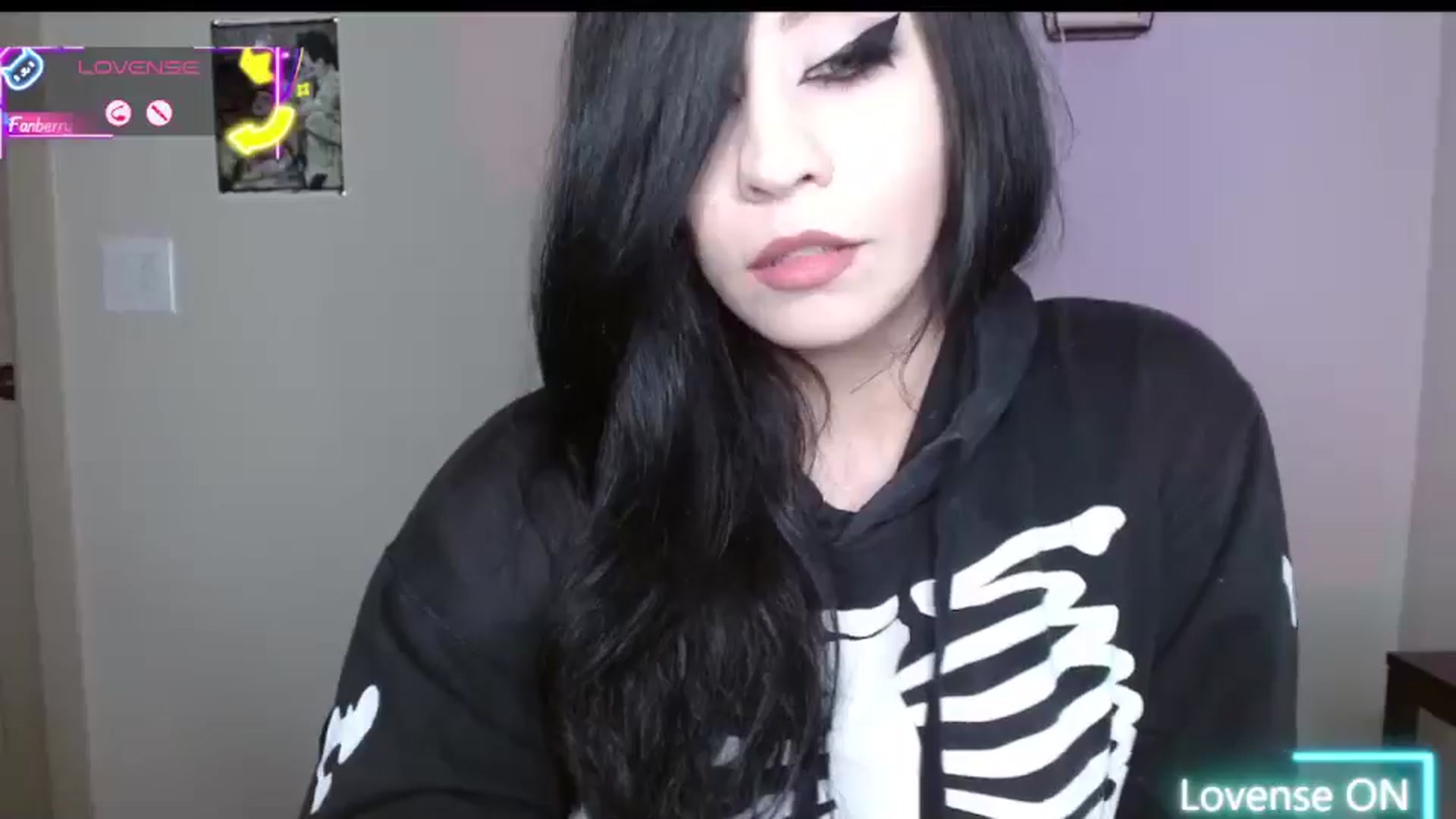 Gallery image thumbnail from Maikuchi's myfreecams stream on, 07/31/2025, 24:01 image 13 of 20