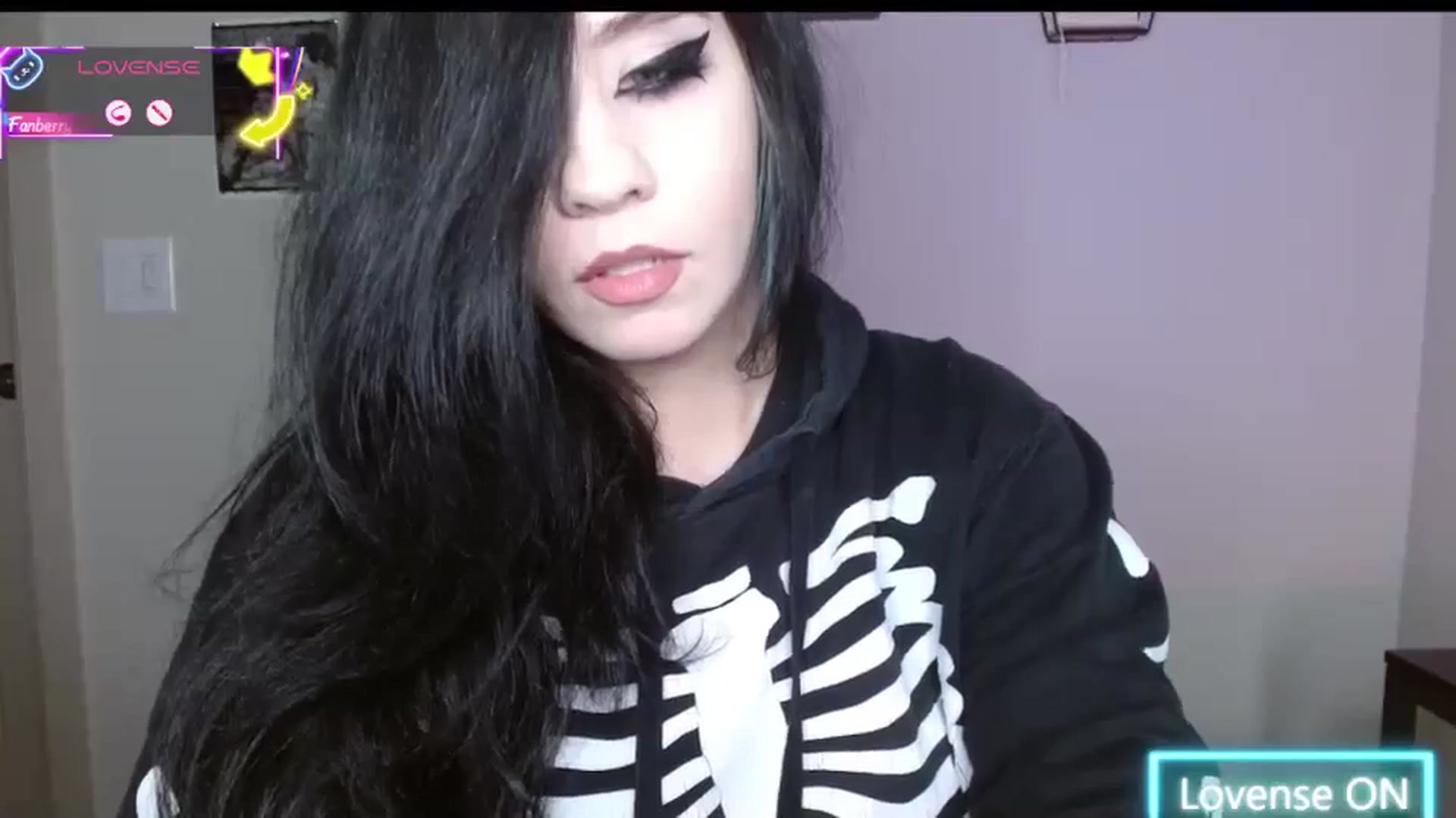 Gallery image thumbnail from Maikuchi's myfreecams stream on, 07/31/2025, 24:13 image 8 of 20