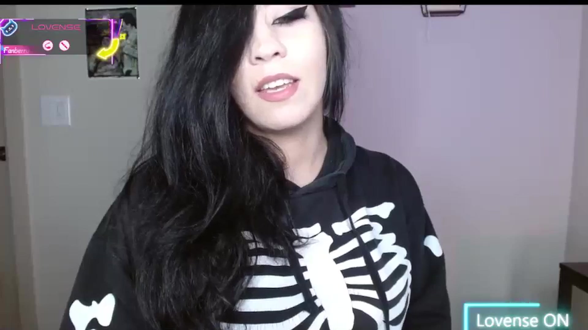 Gallery image thumbnail from Maikuchi's myfreecams stream on, 07/31/2025, 24:13 image 3 of 20