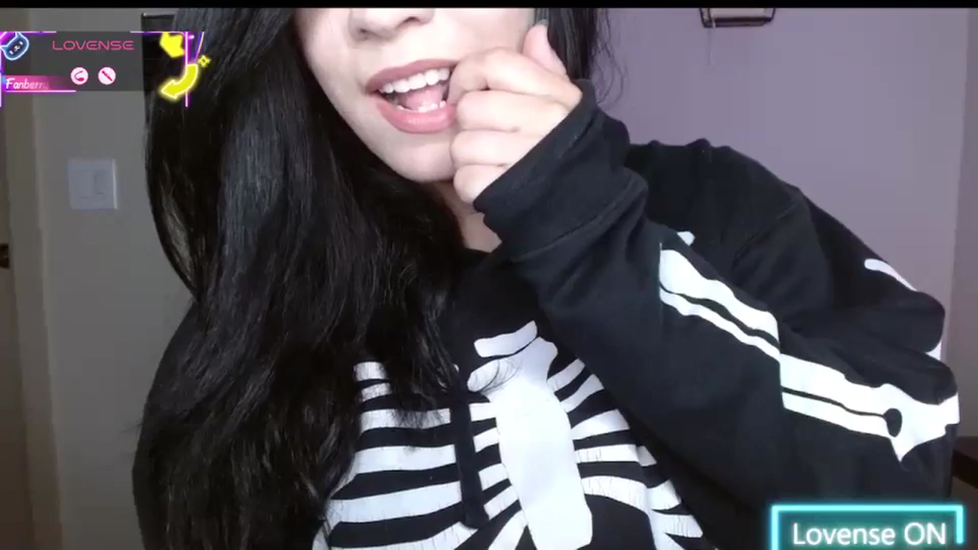 Gallery image thumbnail from Maikuchi's myfreecams stream on, 07/31/2025, 24:13 image 15 of 20
