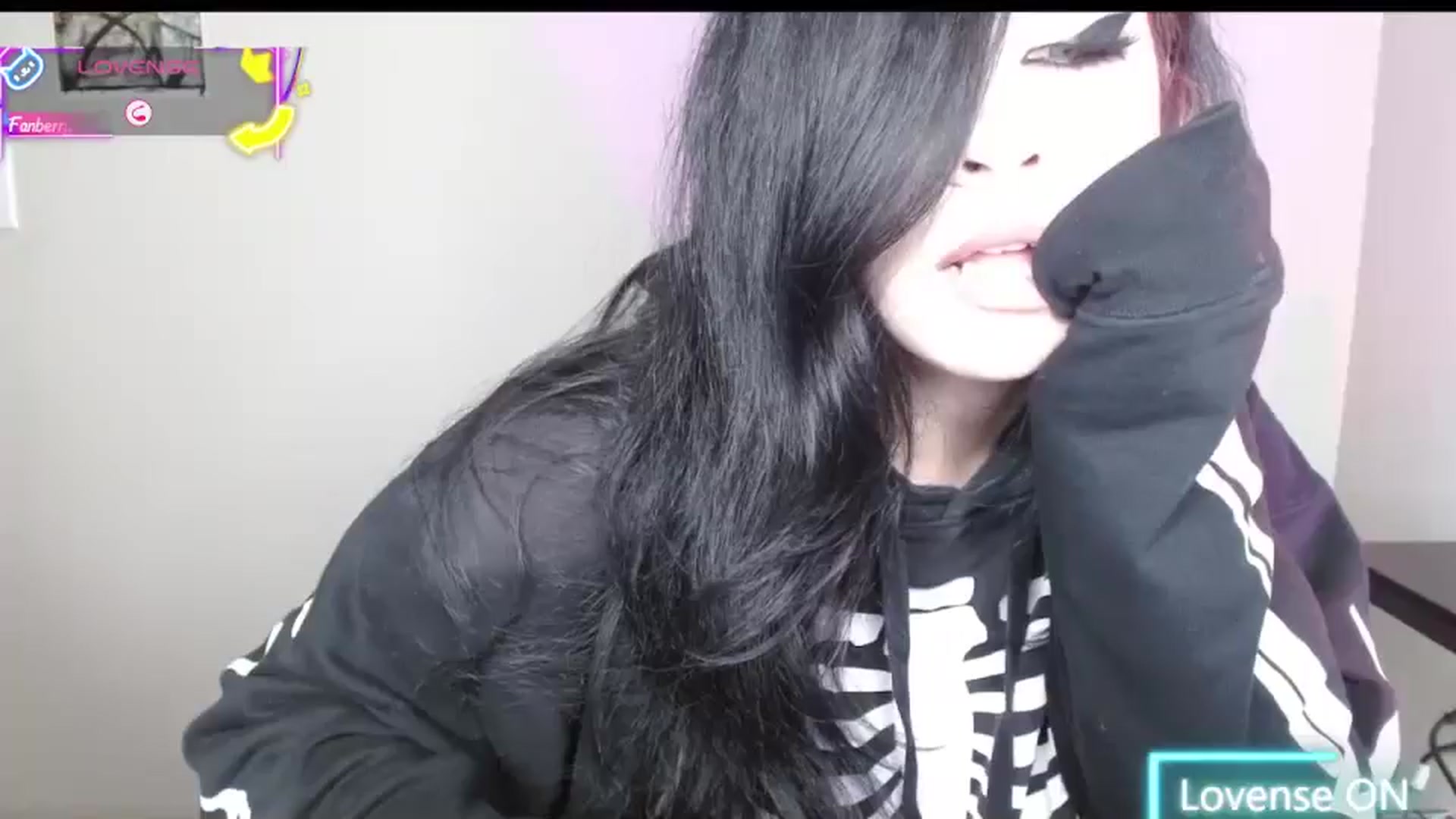 Gallery image thumbnail from Maikuchi's myfreecams stream on, 08/06/2025, 21:40 image 19 of 20