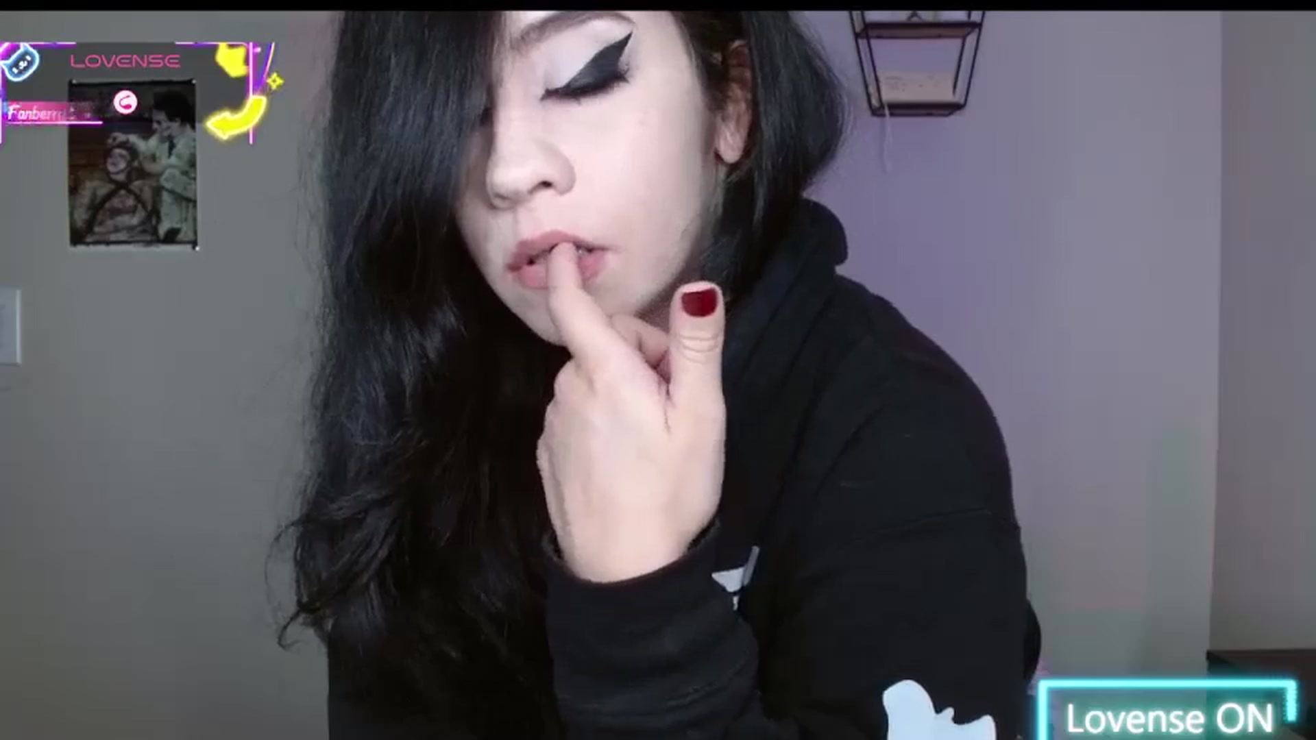 Gallery image thumbnail from Maikuchi's myfreecams stream on, 08/06/2025, 21:40 image 4 of 20
