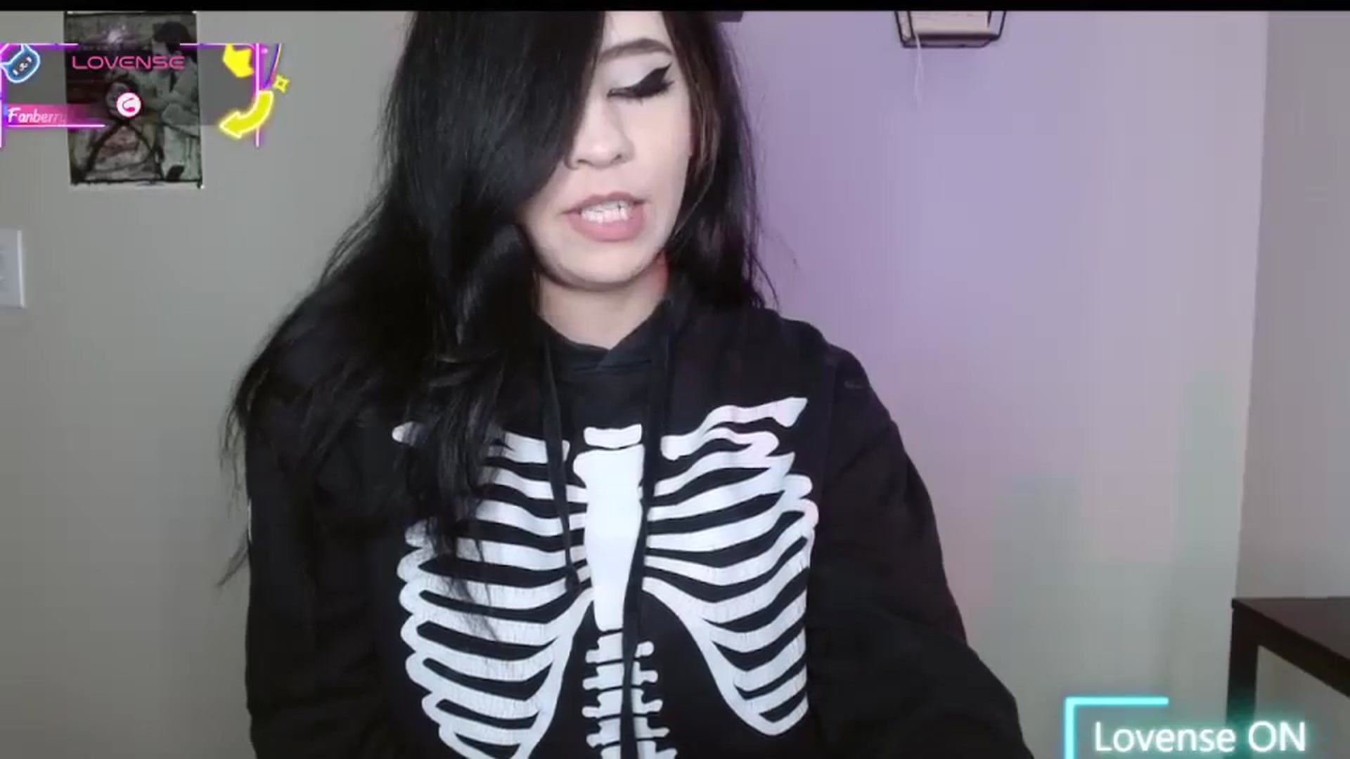 Gallery image thumbnail from Maikuchi's myfreecams stream on, 08/06/2025, 21:40 image 9 of 20