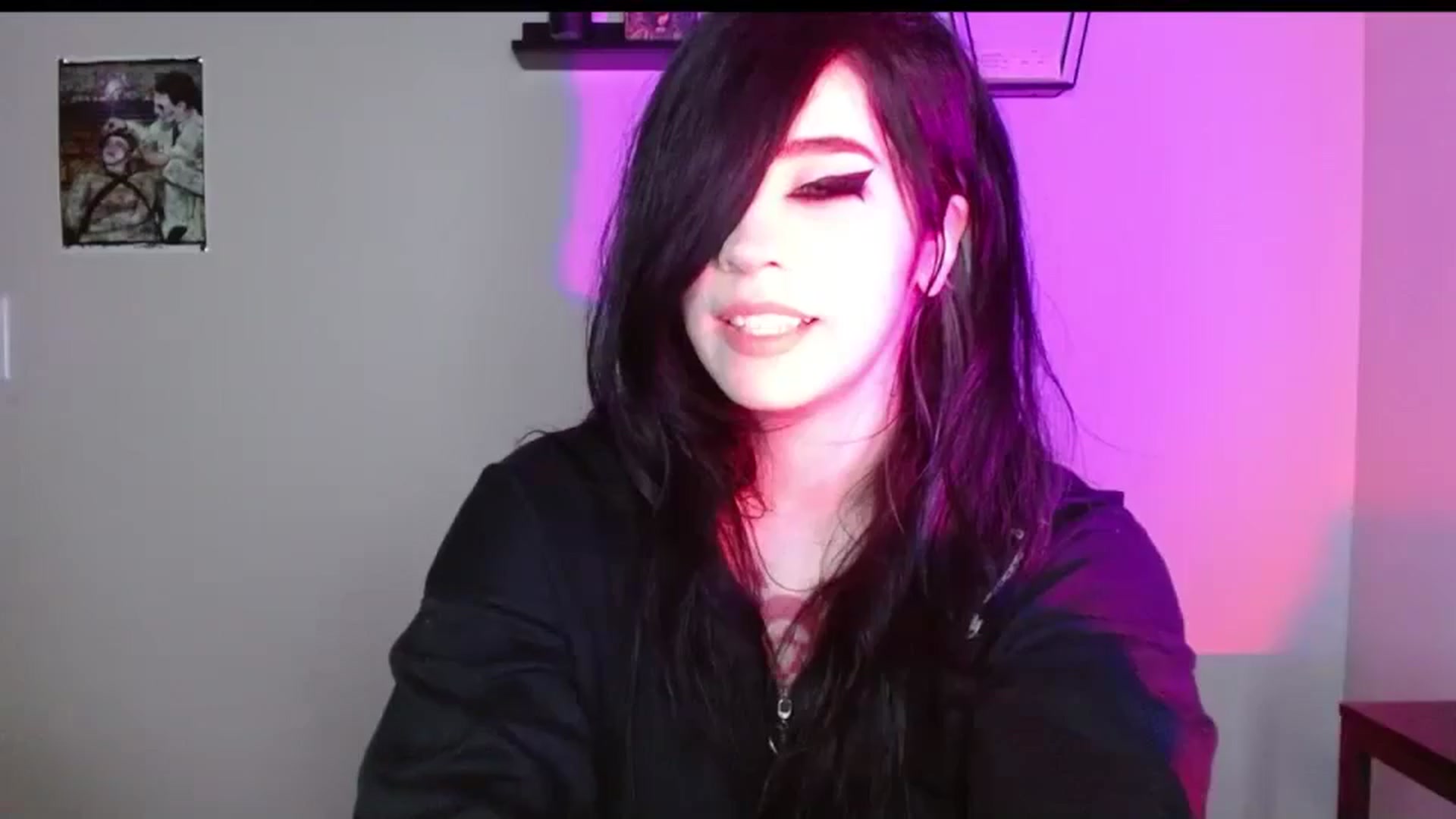 Gallery image thumbnail from Maikuchi's myfreecams stream on, 08/08/2025, 01:06 image 14 of 20