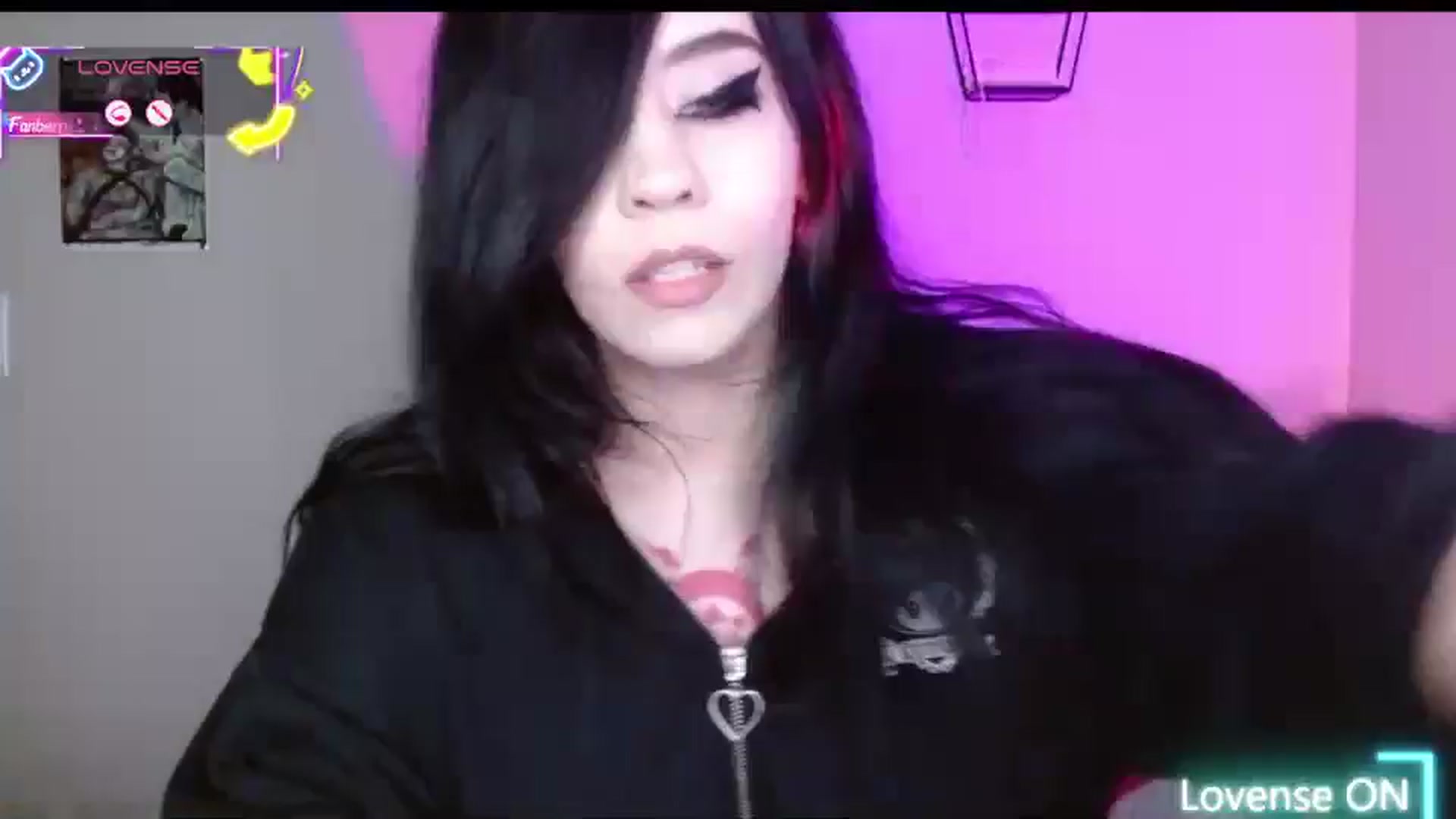 Gallery image thumbnail from Maikuchi's myfreecams stream on, 08/08/2025, 01:06 image 11 of 20