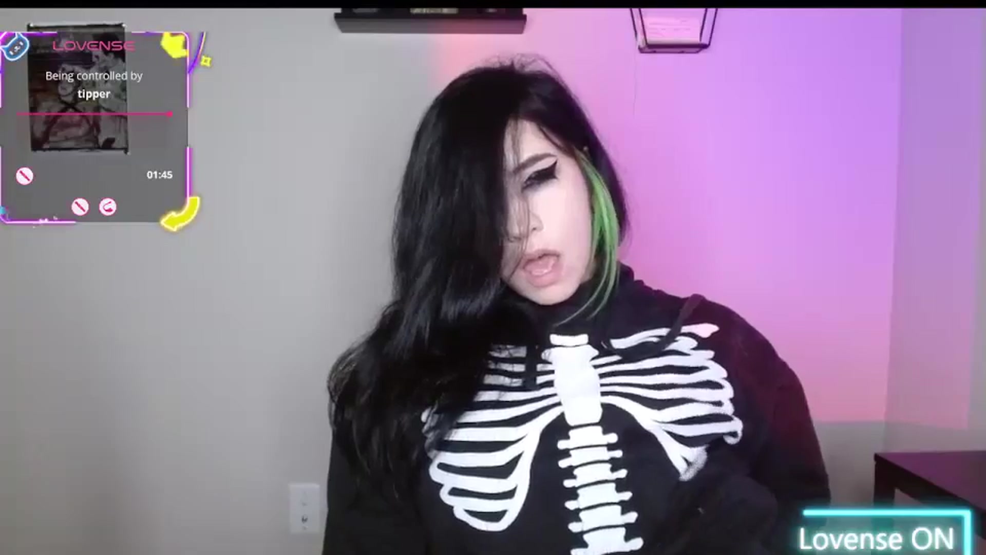 Gallery image thumbnail from Maikuchi's myfreecams stream on, 08/14/2025, 01:38 image 19 of 20