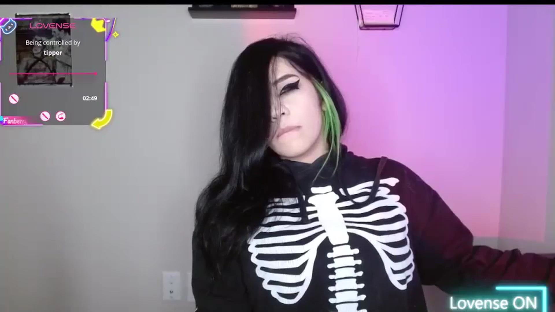 Gallery image thumbnail from Maikuchi's myfreecams stream on, 08/14/2025, 01:38 image 18 of 20