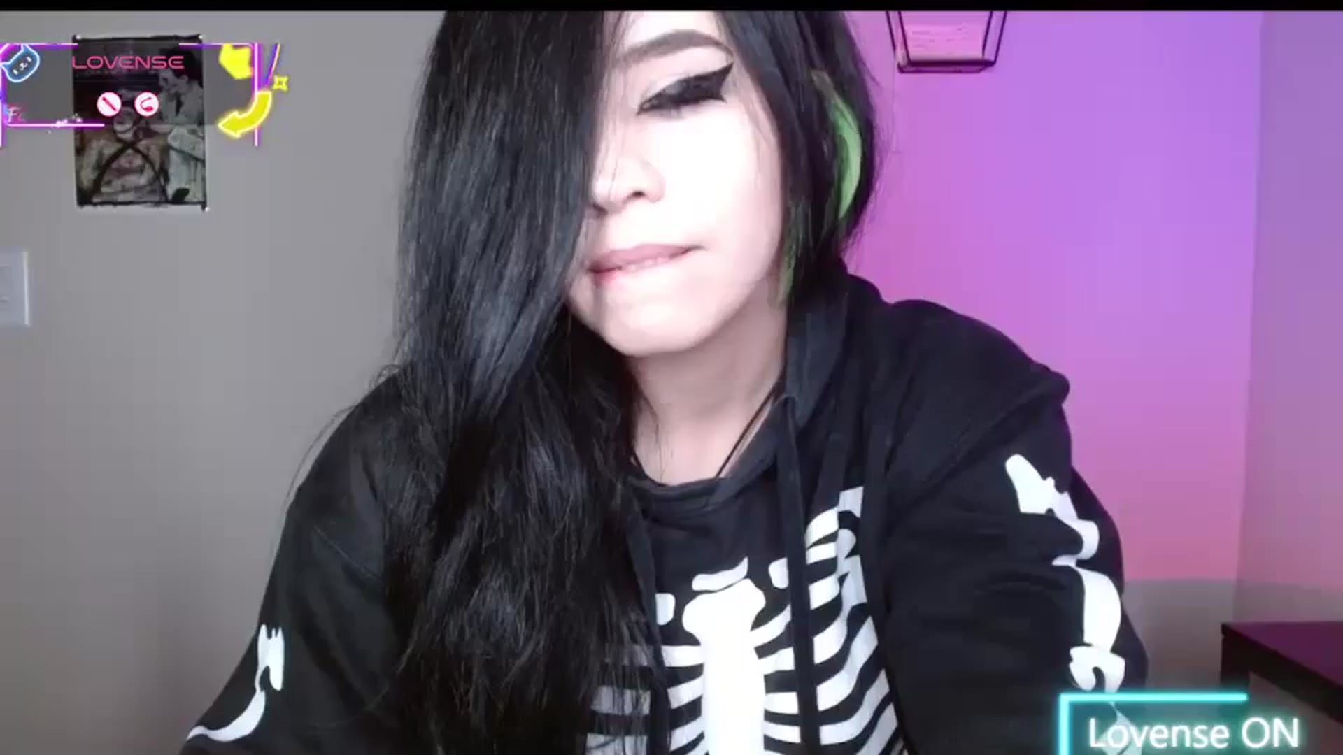 Gallery image thumbnail from Maikuchi's myfreecams stream on, 08/14/2025, 01:38 image 1 of 20