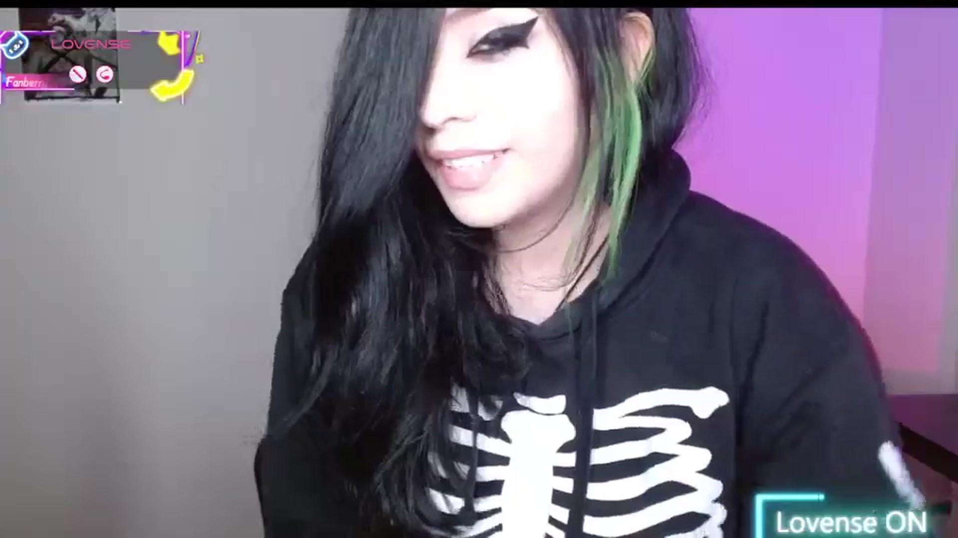 Gallery image thumbnail from Maikuchi's myfreecams stream on, 08/14/2025, 01:38 image 8 of 20