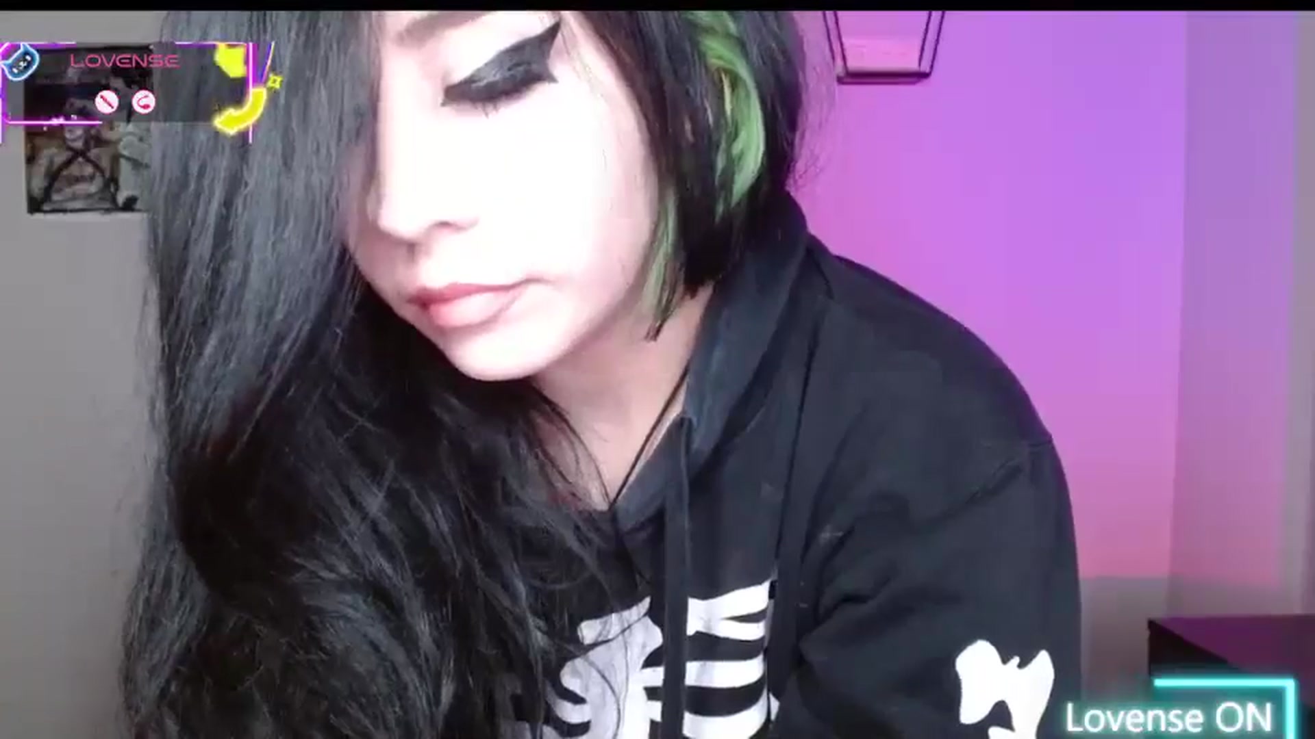 Gallery image thumbnail from Maikuchi's myfreecams stream on, 08/14/2025, 01:38 image 4 of 20