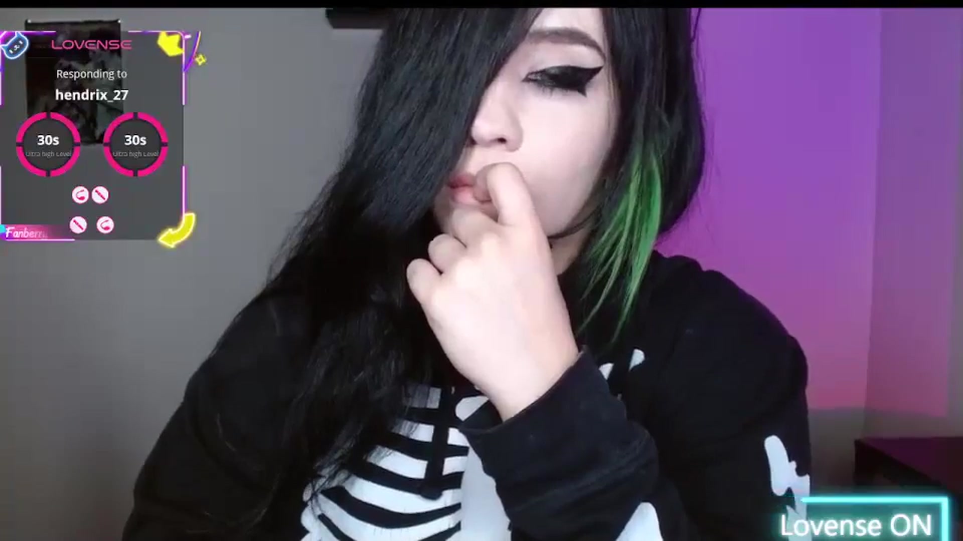 Gallery image thumbnail from Maikuchi's myfreecams stream on, 08/14/2025, 01:38 image 14 of 20