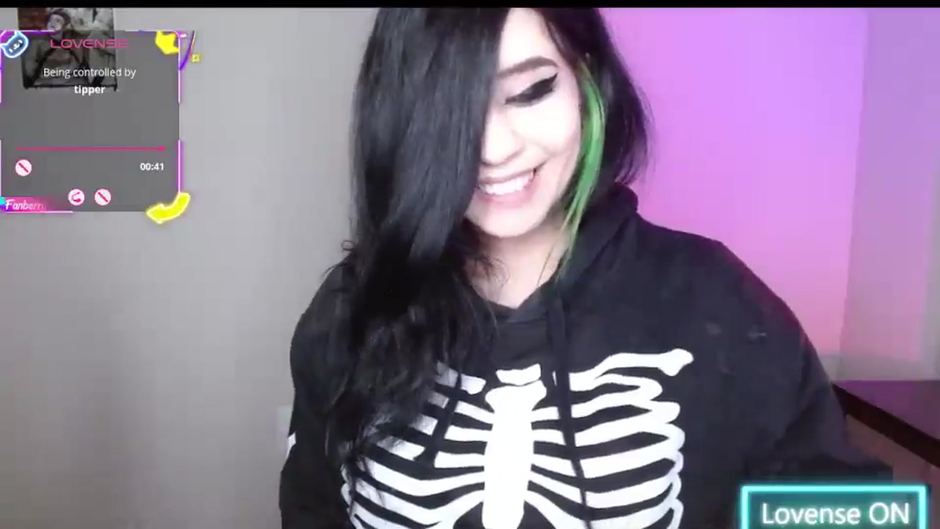 Gallery image thumbnail from Maikuchi's myfreecams stream on, 08/14/2025, 01:38 image 20 of 20