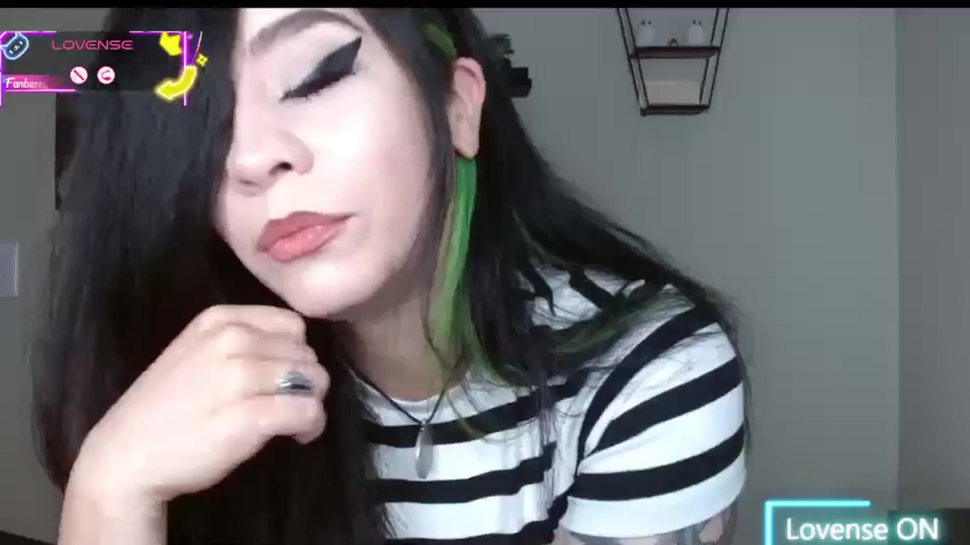 Gallery image thumbnail from Maikuchi's myfreecams stream on, 08/16/2025, 17:15 image 17 of 20