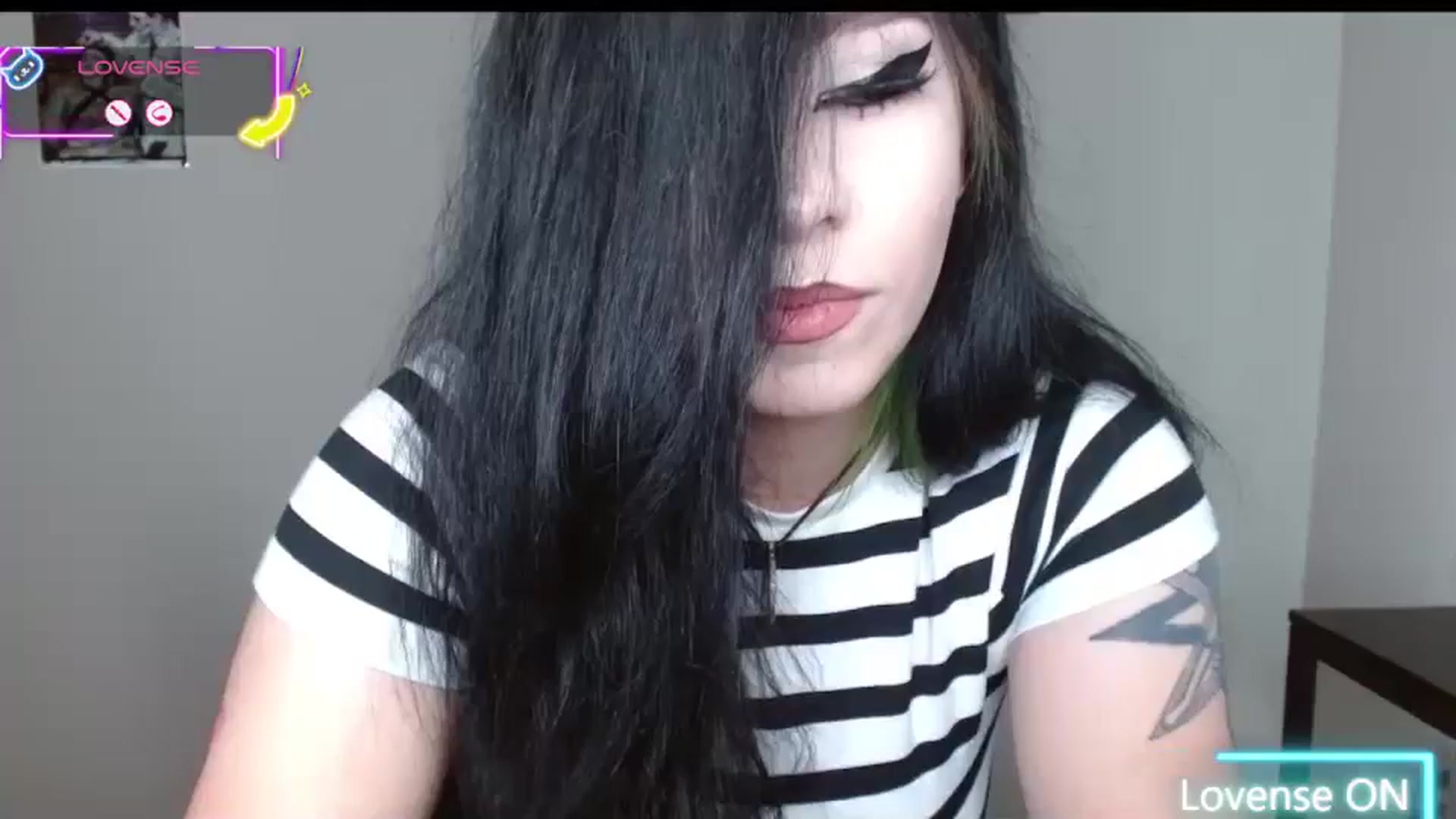 Gallery image thumbnail from Maikuchi's myfreecams stream on, 08/16/2025, 17:32 image 4 of 20