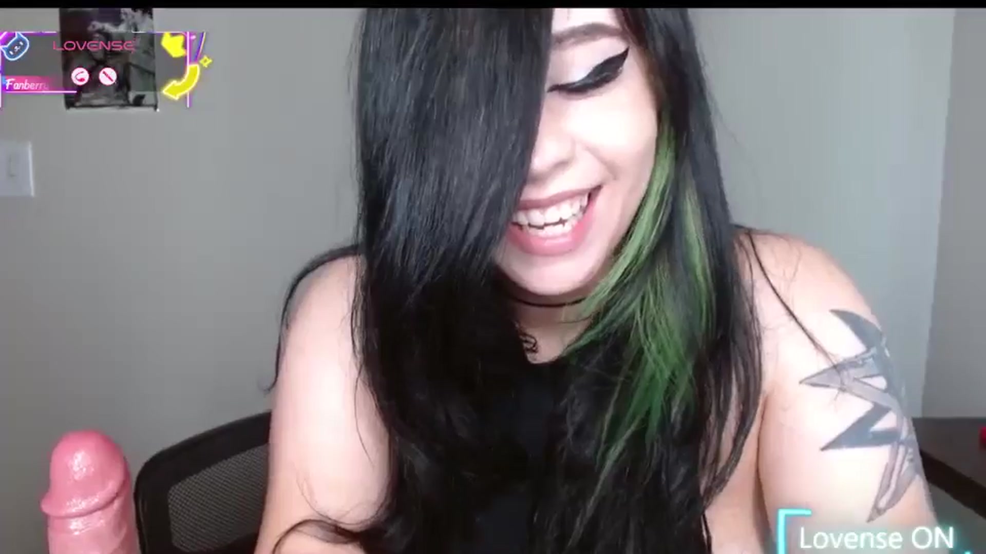 Gallery image thumbnail from Maikuchi's myfreecams stream on, 08/18/2025, 16:52 image 20 of 20