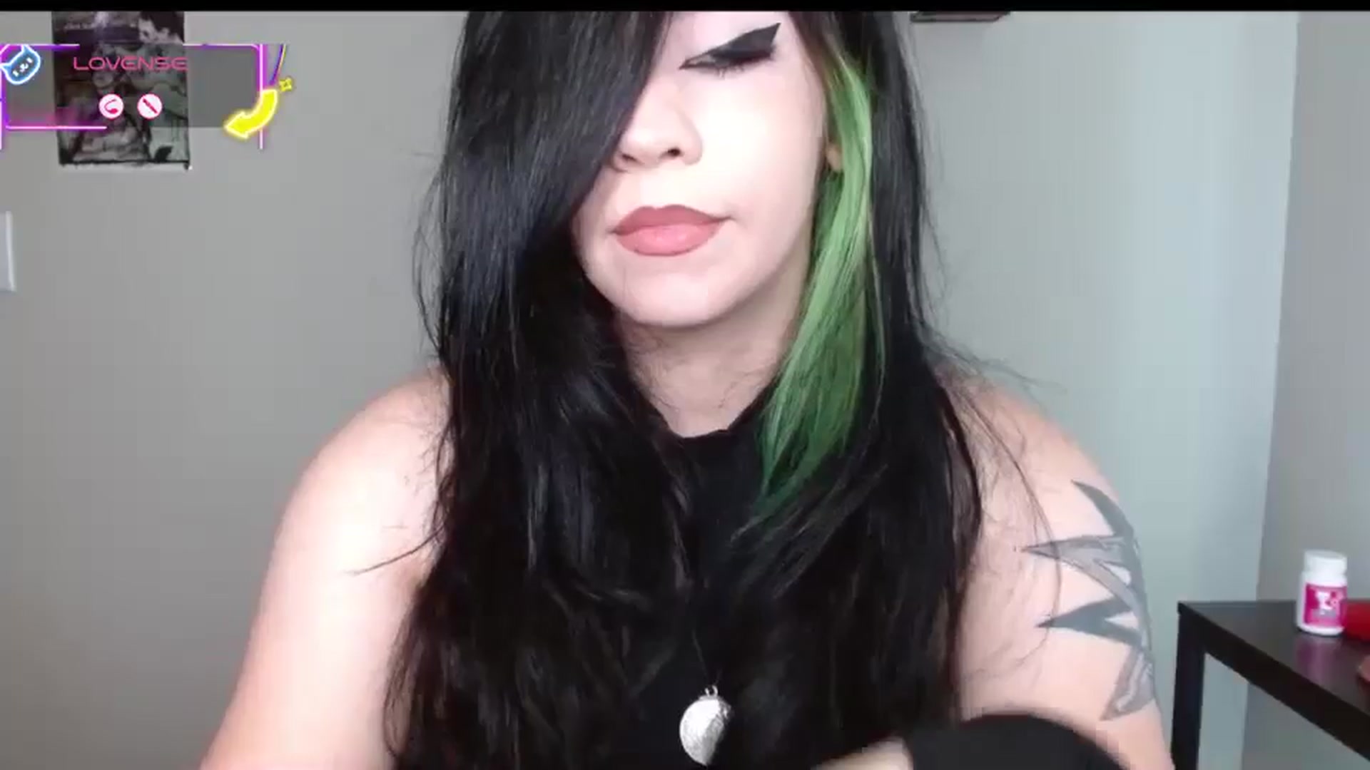 Gallery image thumbnail from Maikuchi's myfreecams stream on, 08/19/2025, 17:23 image 16 of 20