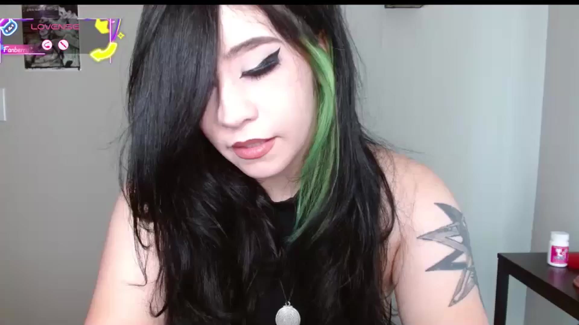 Gallery image thumbnail from Maikuchi's myfreecams stream on, 08/19/2025, 17:23 image 15 of 20