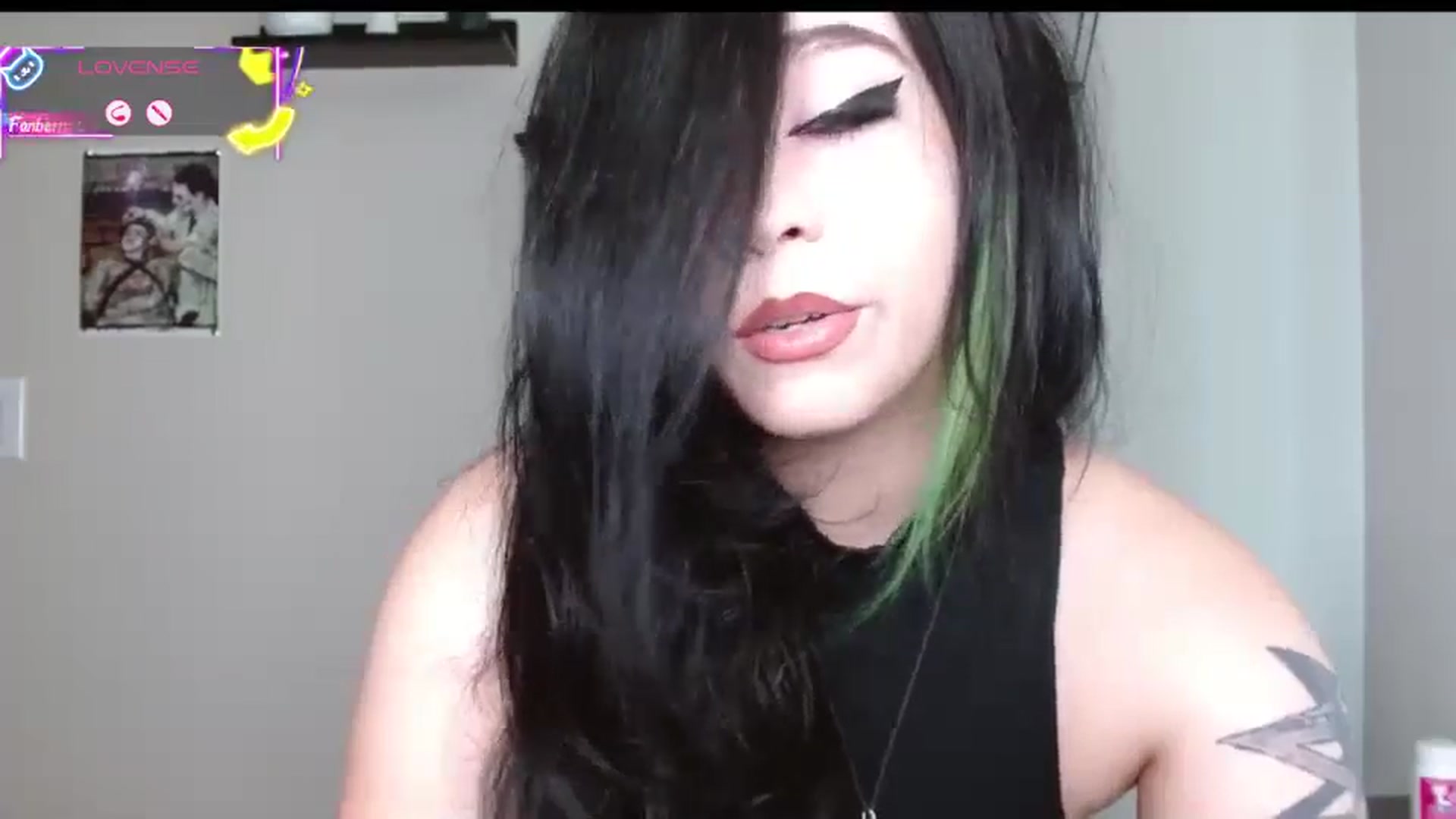 Gallery image thumbnail from Maikuchi's myfreecams stream on, 08/19/2025, 17:23 image 3 of 20