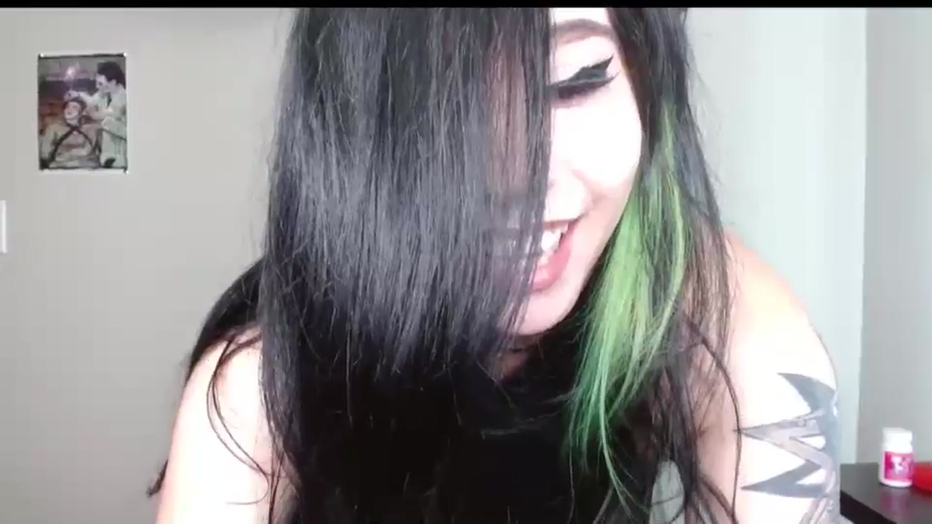 Gallery image thumbnail from Maikuchi's myfreecams stream on, 08/19/2025, 18:37 image 2 of 20