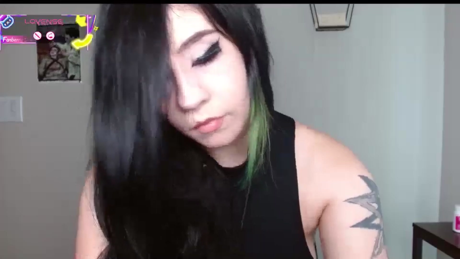 Gallery image thumbnail from Maikuchi's myfreecams stream on, 08/19/2025, 20:08 image 2 of 20