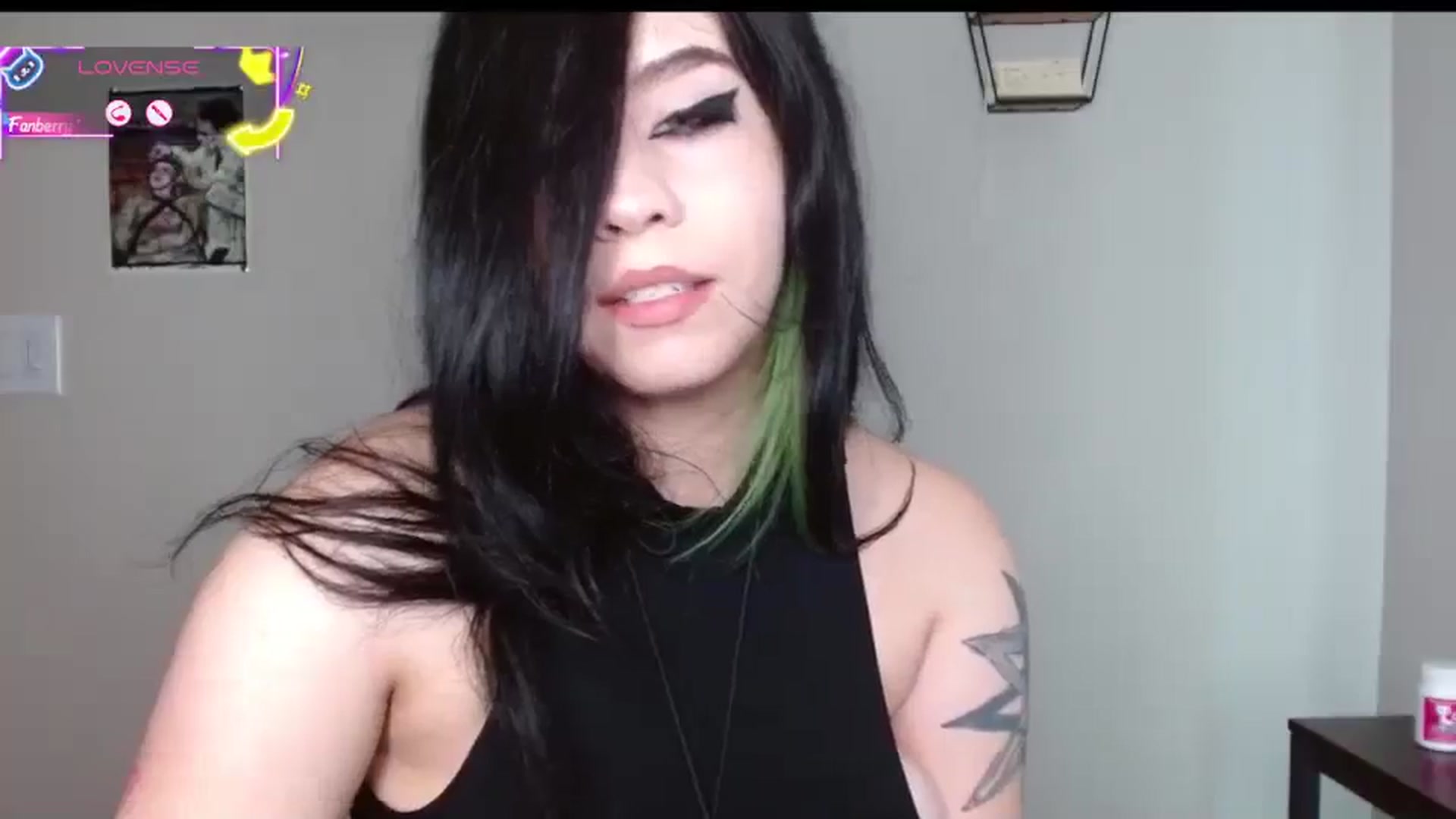 Gallery image thumbnail from Maikuchi's myfreecams stream on, 08/19/2025, 20:08 image 3 of 20