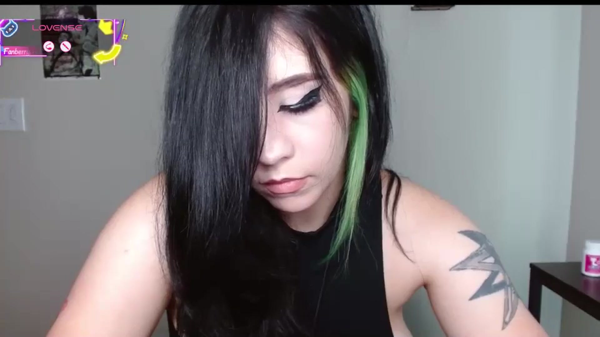 Gallery image thumbnail from Maikuchi's myfreecams stream on, 08/19/2025, 20:08 image 5 of 20