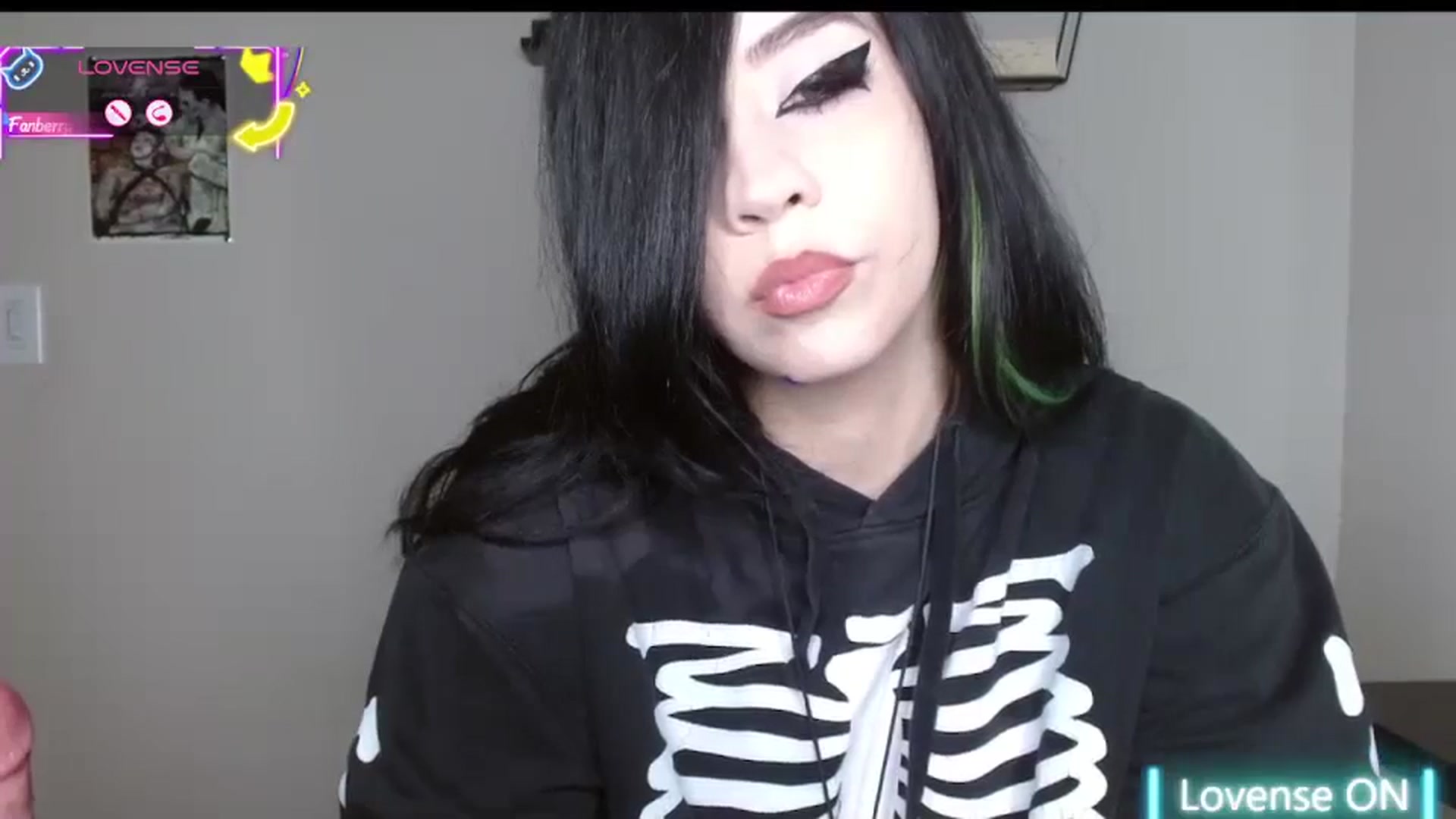 Gallery image thumbnail from Maikuchi's myfreecams stream on, 08/22/2025, 16:04 image 10 of 20