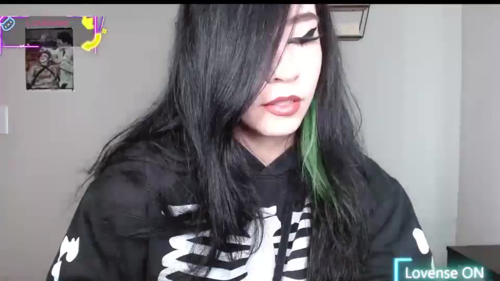 Gallery image thumbnail from Maikuchi's myfreecams stream on, 08/22/2025, 16:04 image 1 of 20