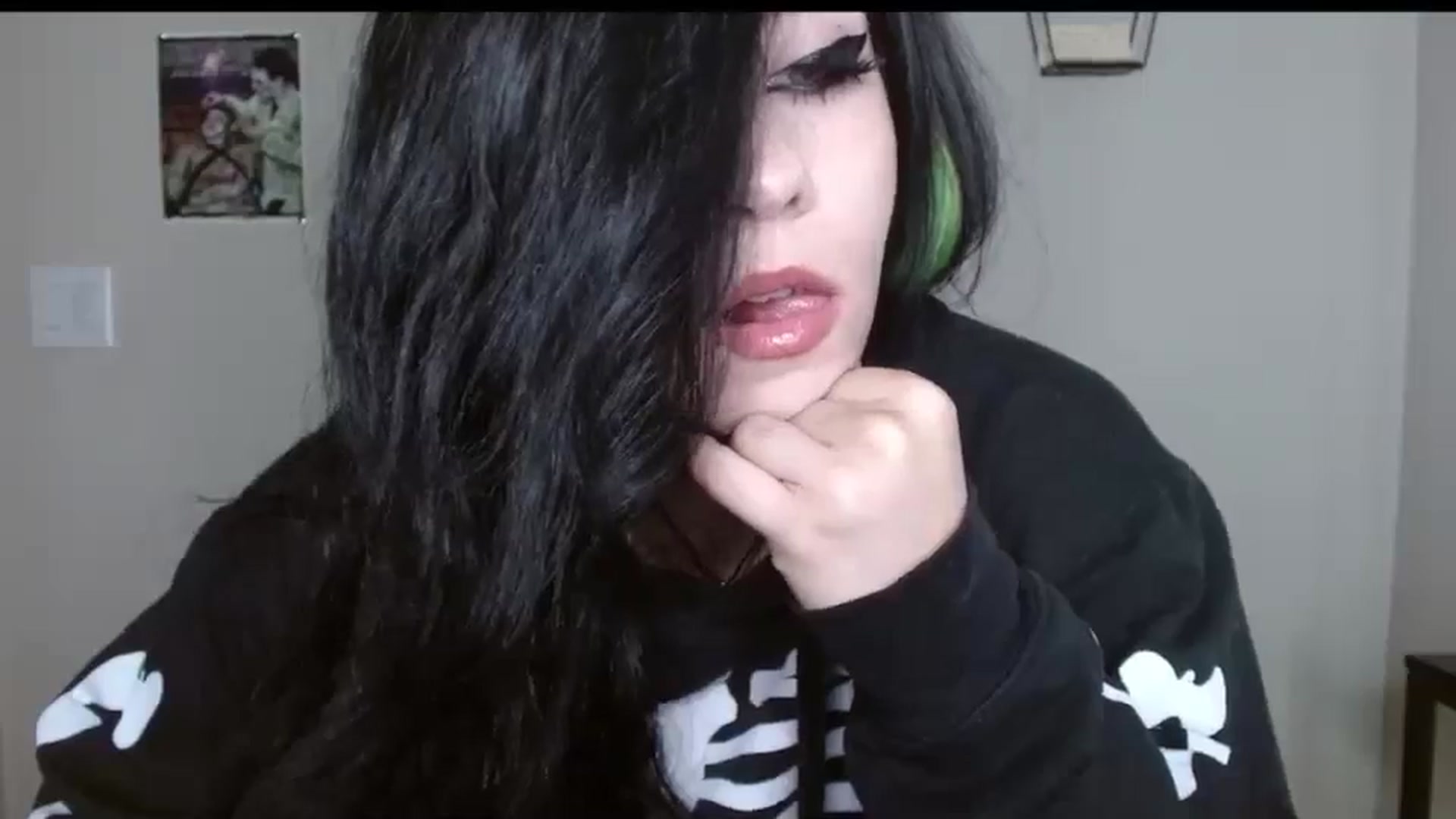 Gallery image thumbnail from Maikuchi's myfreecams stream on, 08/25/2025, 15:56 image 14 of 20